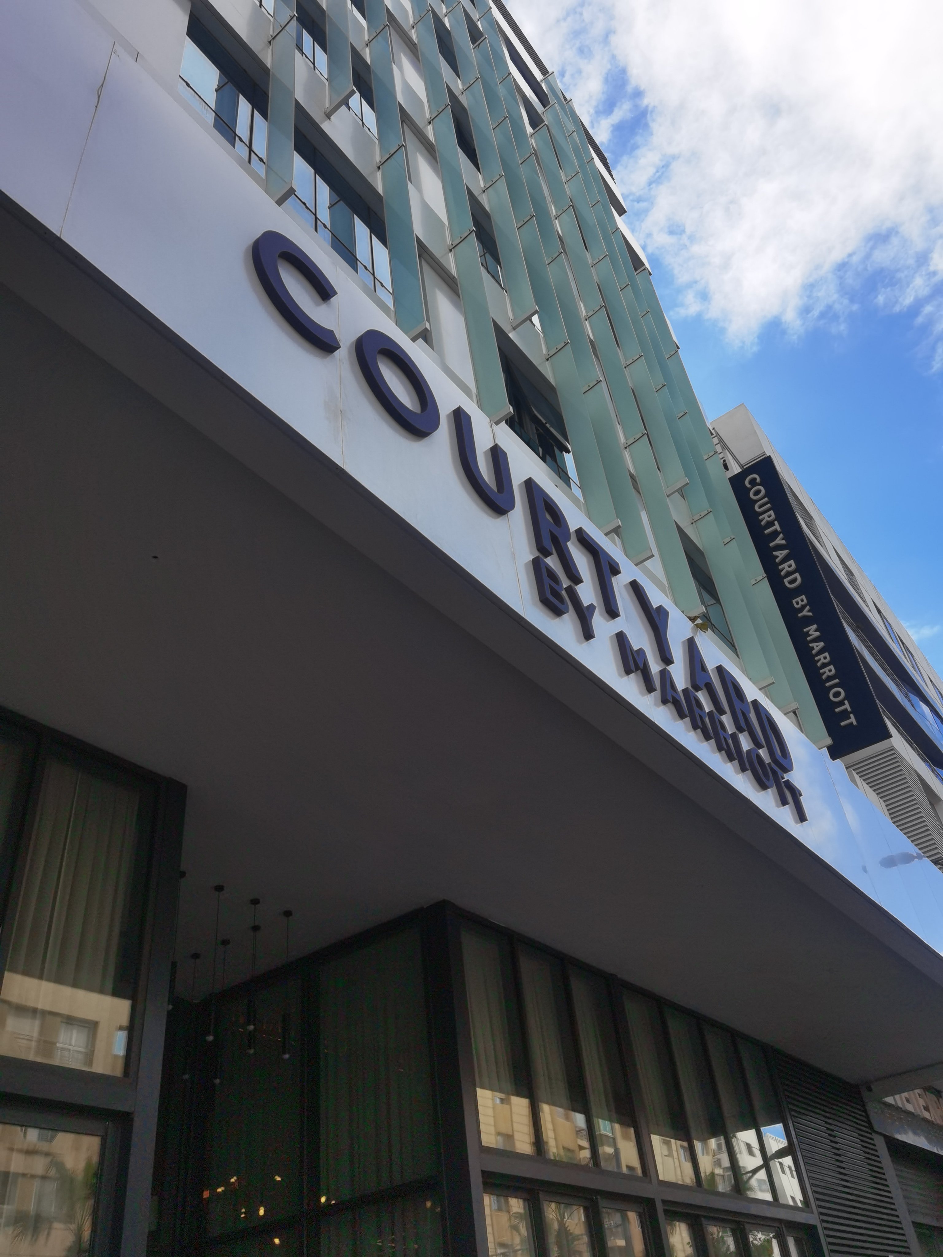 ׷25ƵCourtyard Casablanca