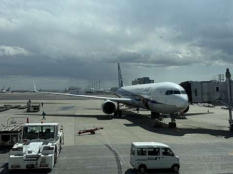 全日空 上海浦东-东京羽田  |  B763商务