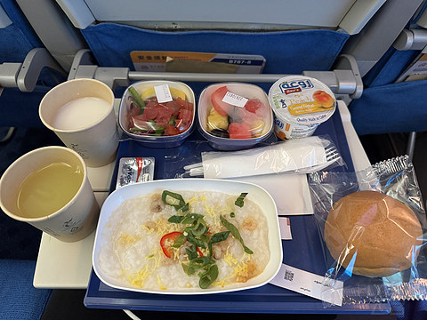 【优选座位-躺飞欧亚-管理有序-中转丝滑】厦门航空MF846联营卡航中东中转经济舱体验 【优选座位-躺飞欧亚-管理有序-中转丝滑】厦门航空MF846联营卡航中东中转经济舱体验