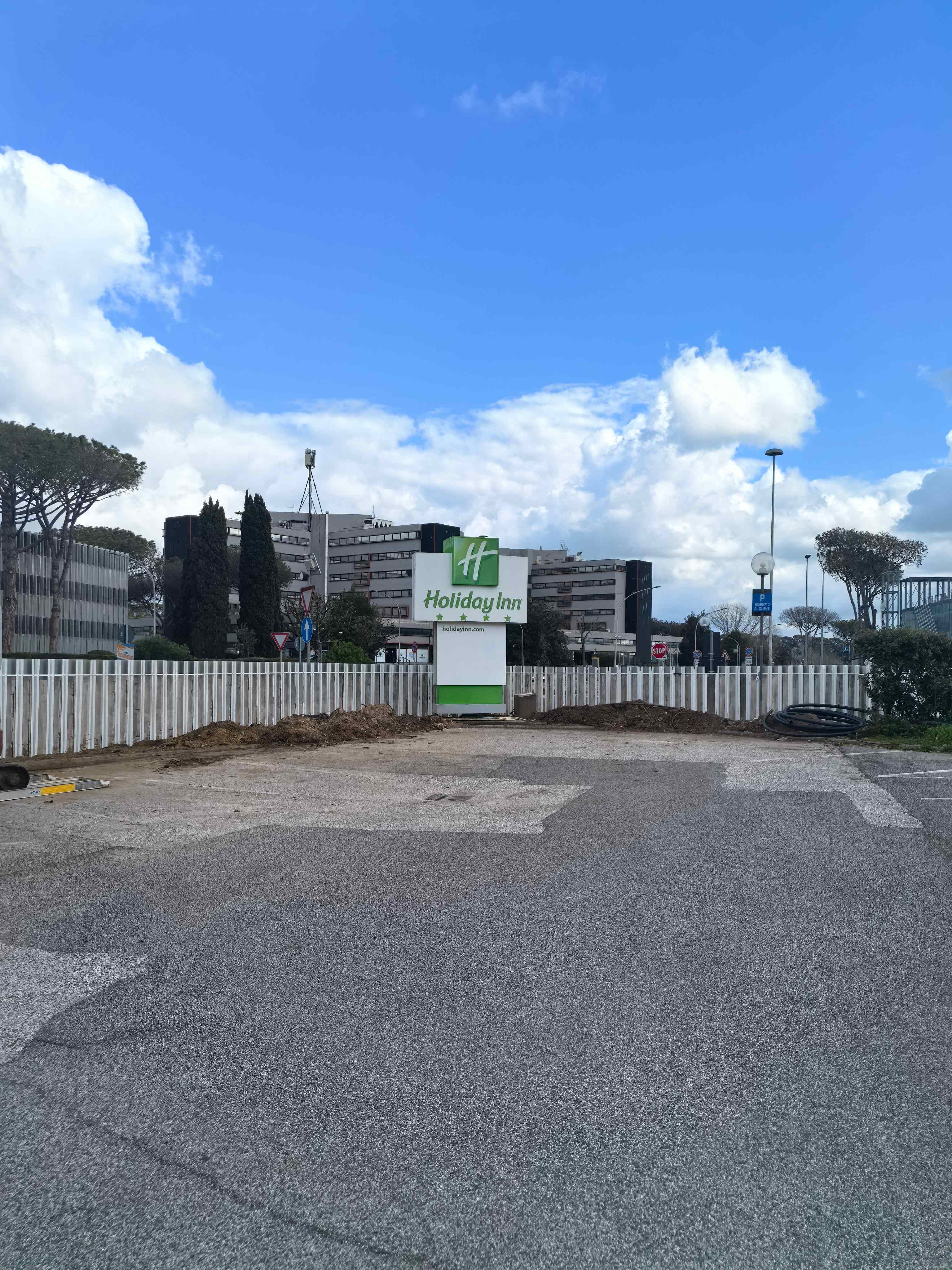 վƵ-Eur Parco Dei Medici