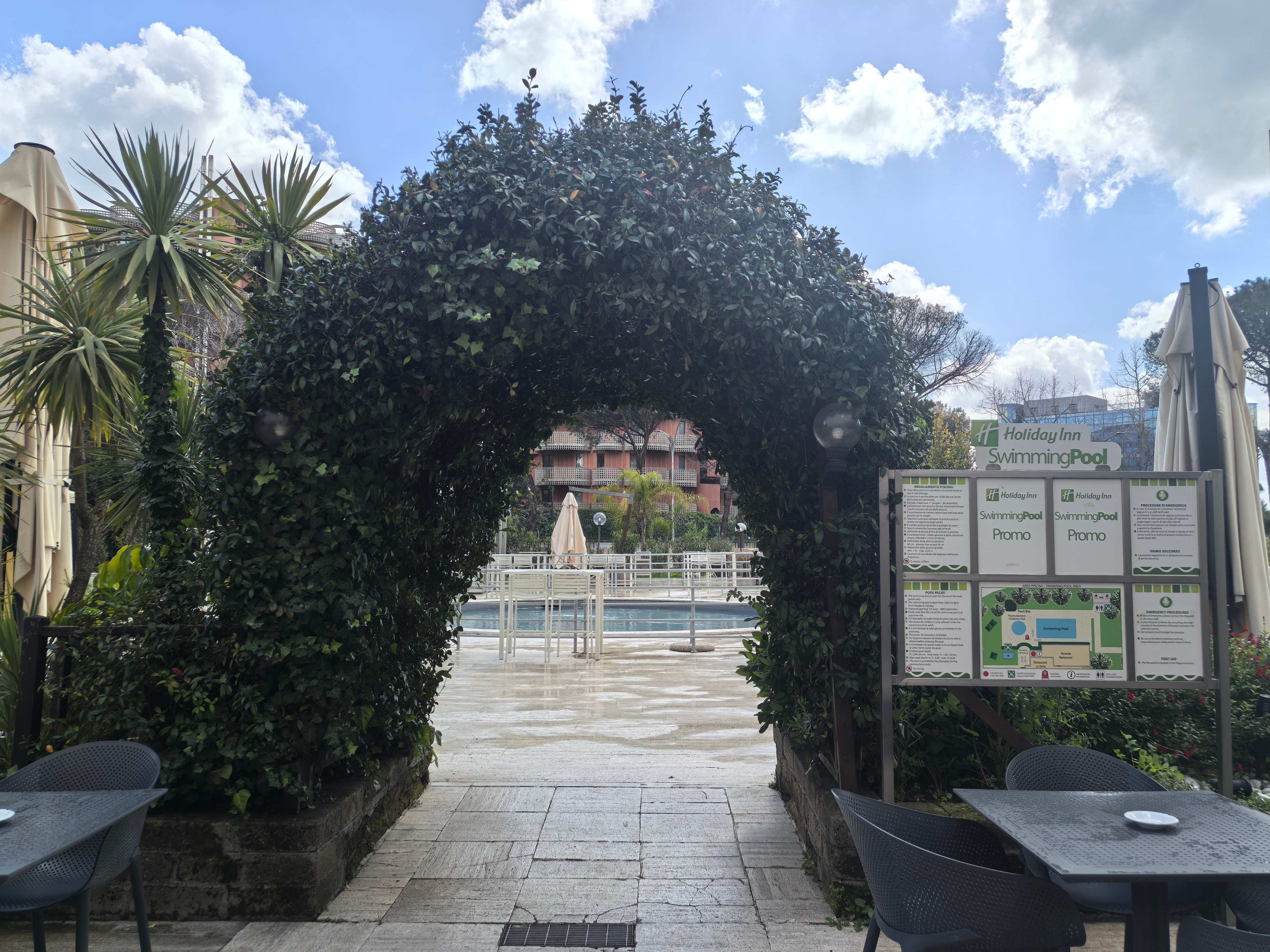 վƵ-Eur Parco Dei Medici
