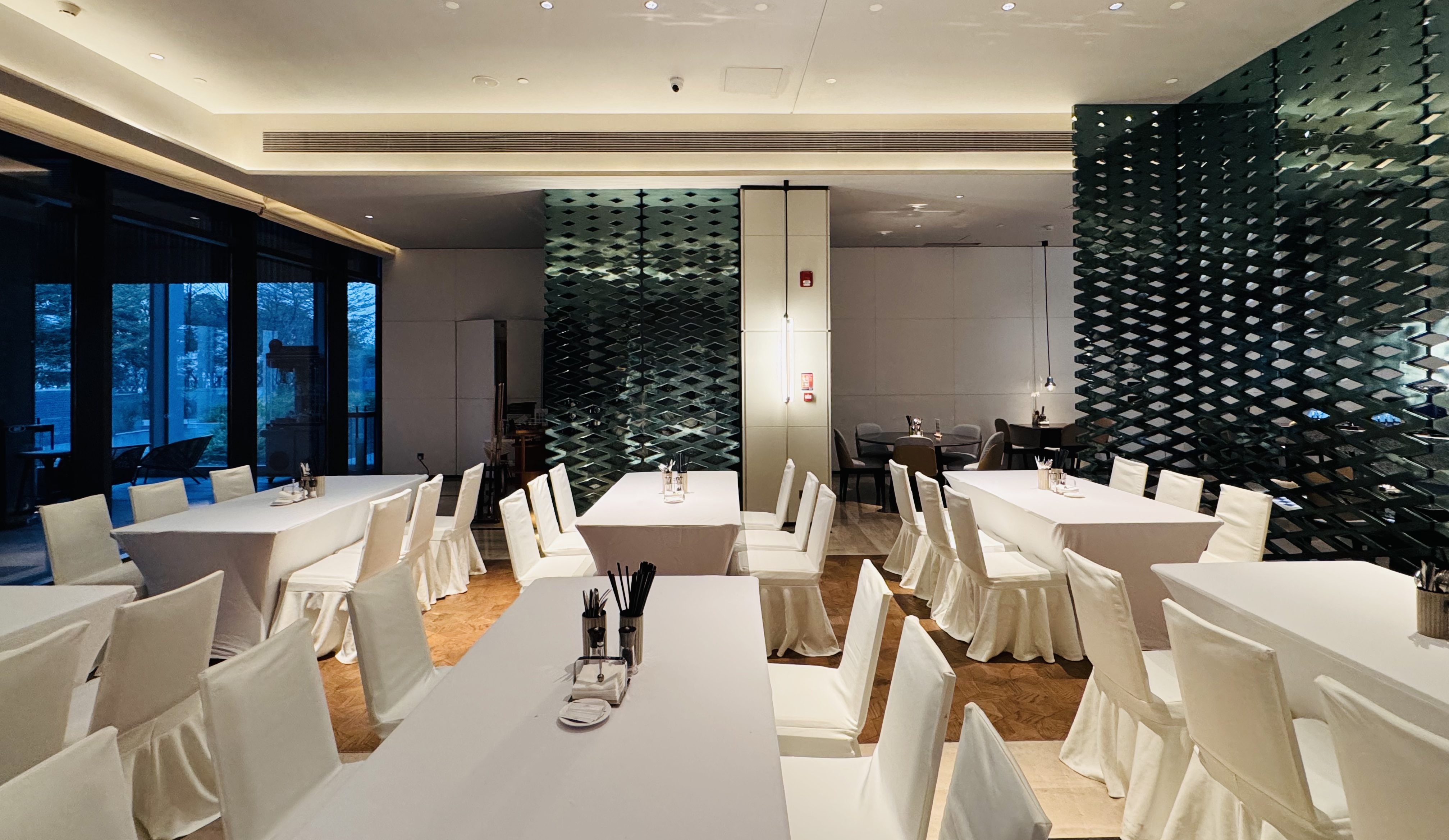 •ʱ|ڹչĻʹڼվƵ(Crowne Plaza Shenzhen WECC)ס