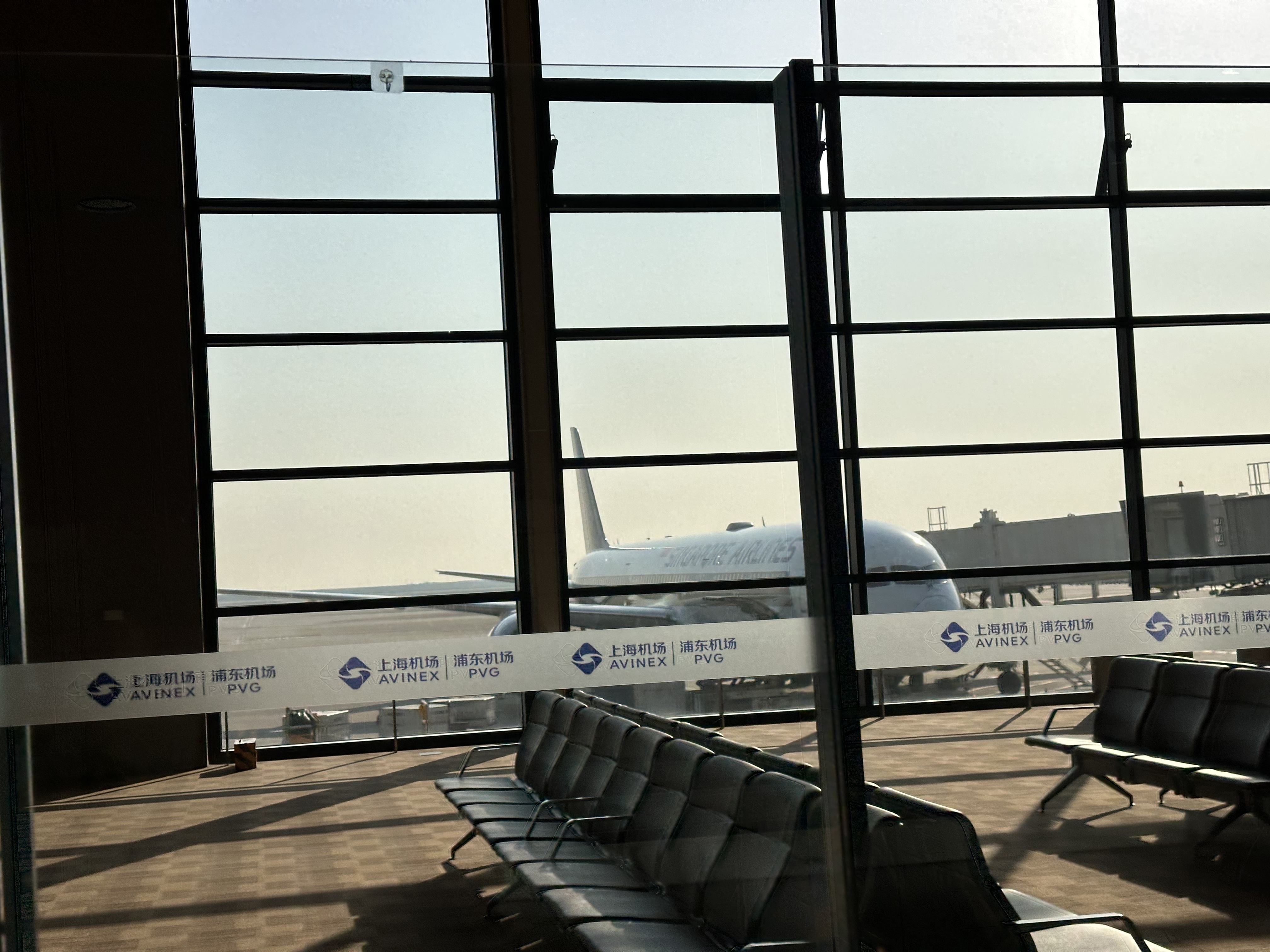 ӣ 人С-HO1145(PVG-WUH)