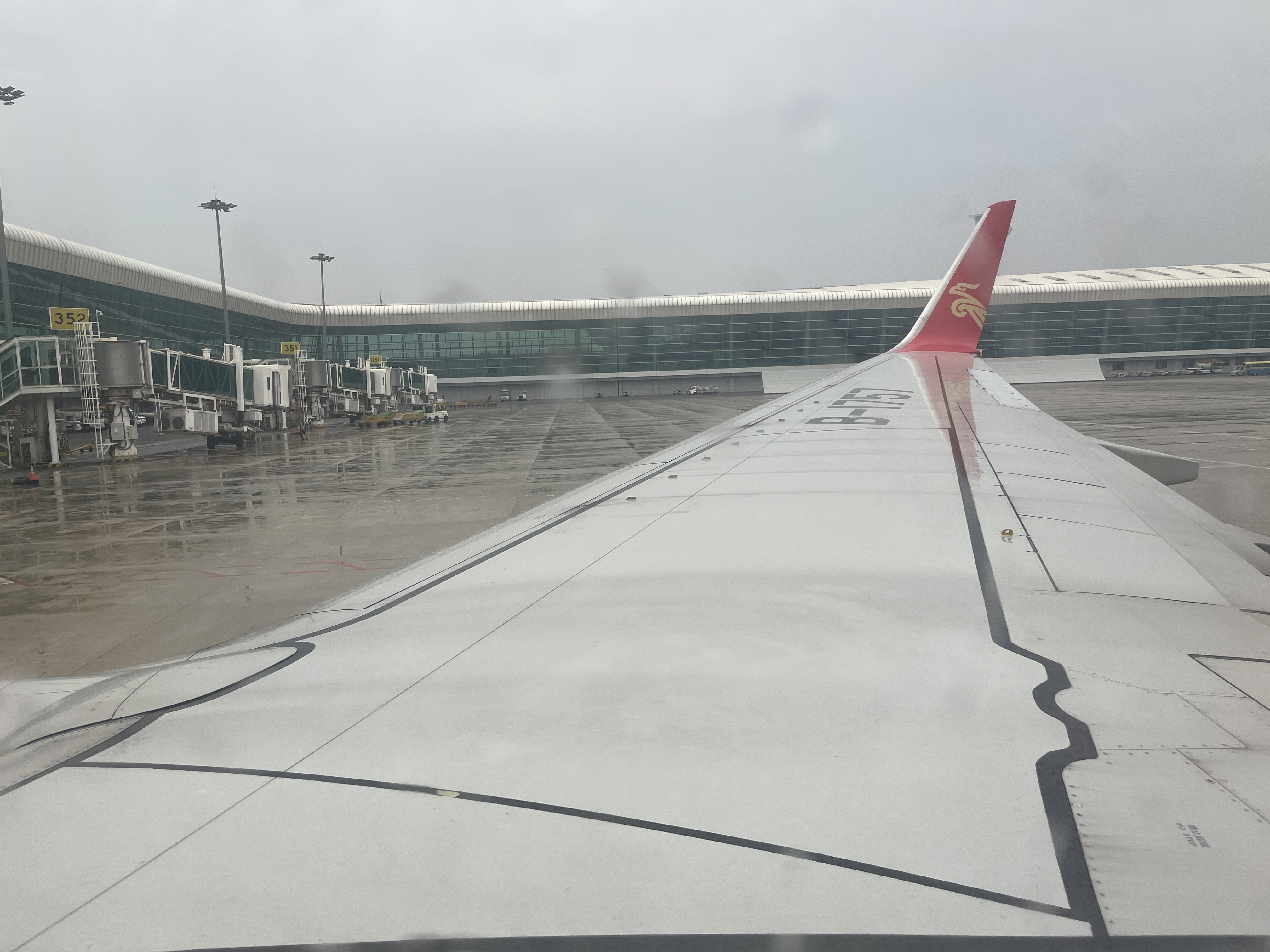 ZH9333人תת飬ɵԵ
