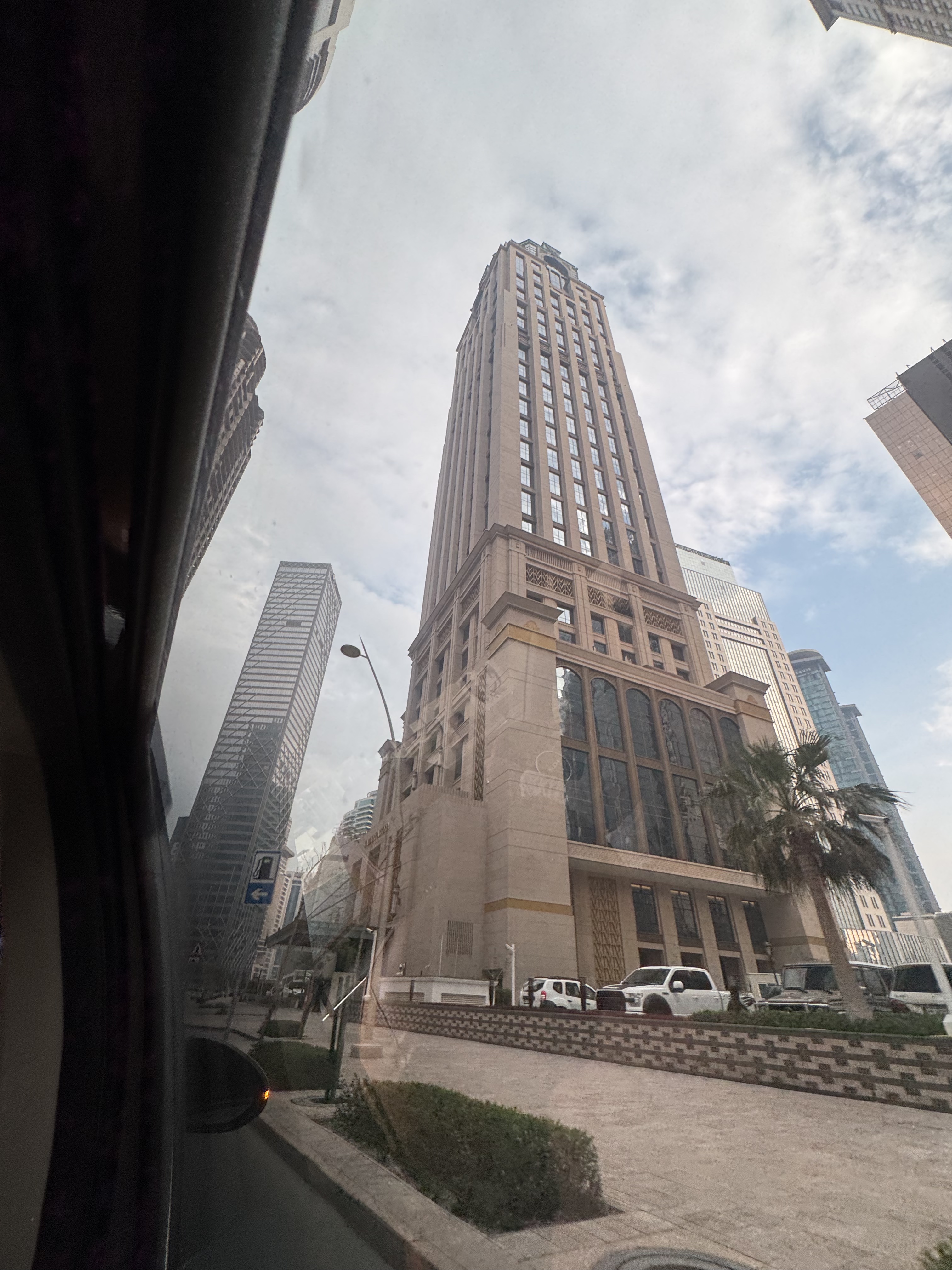 ¾ŦԼ䣬ϸǿ廪 ׷Waldorf Astoria Doha West Bay