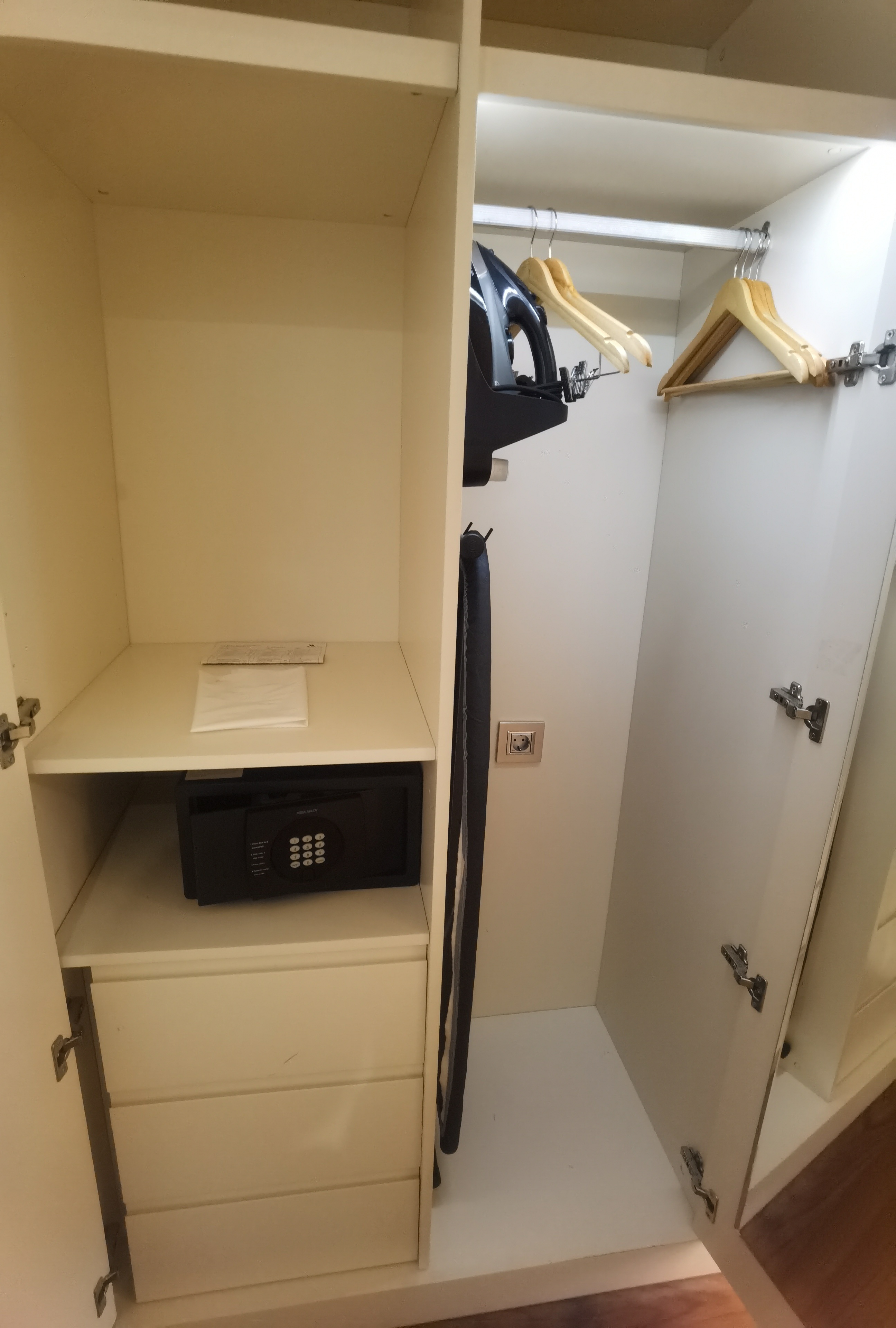 ׷26һѾİƵMarriott Algier