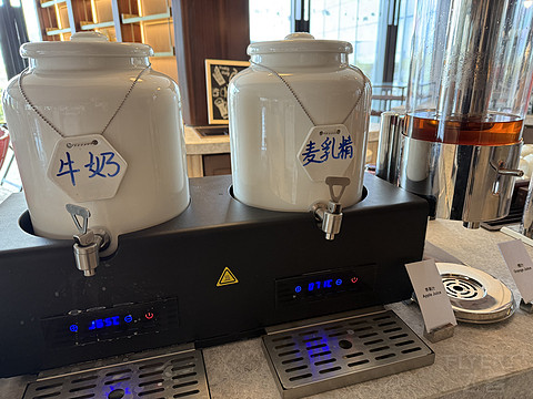 打新打新----上海张江科学城希尔顿酒店豪华行政房及餐饮分享