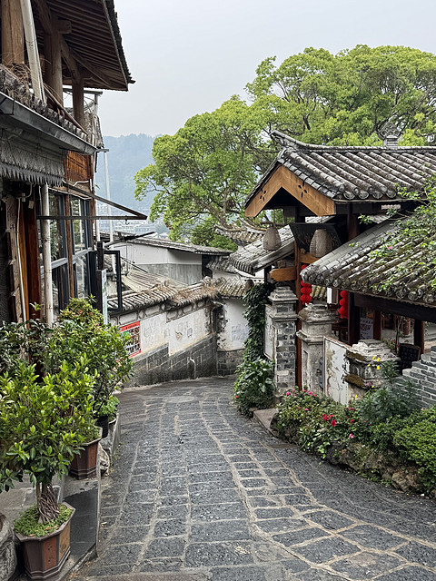 烟雨蒙蒙，山风入梦-腾冲暻阁半山温泉酒店