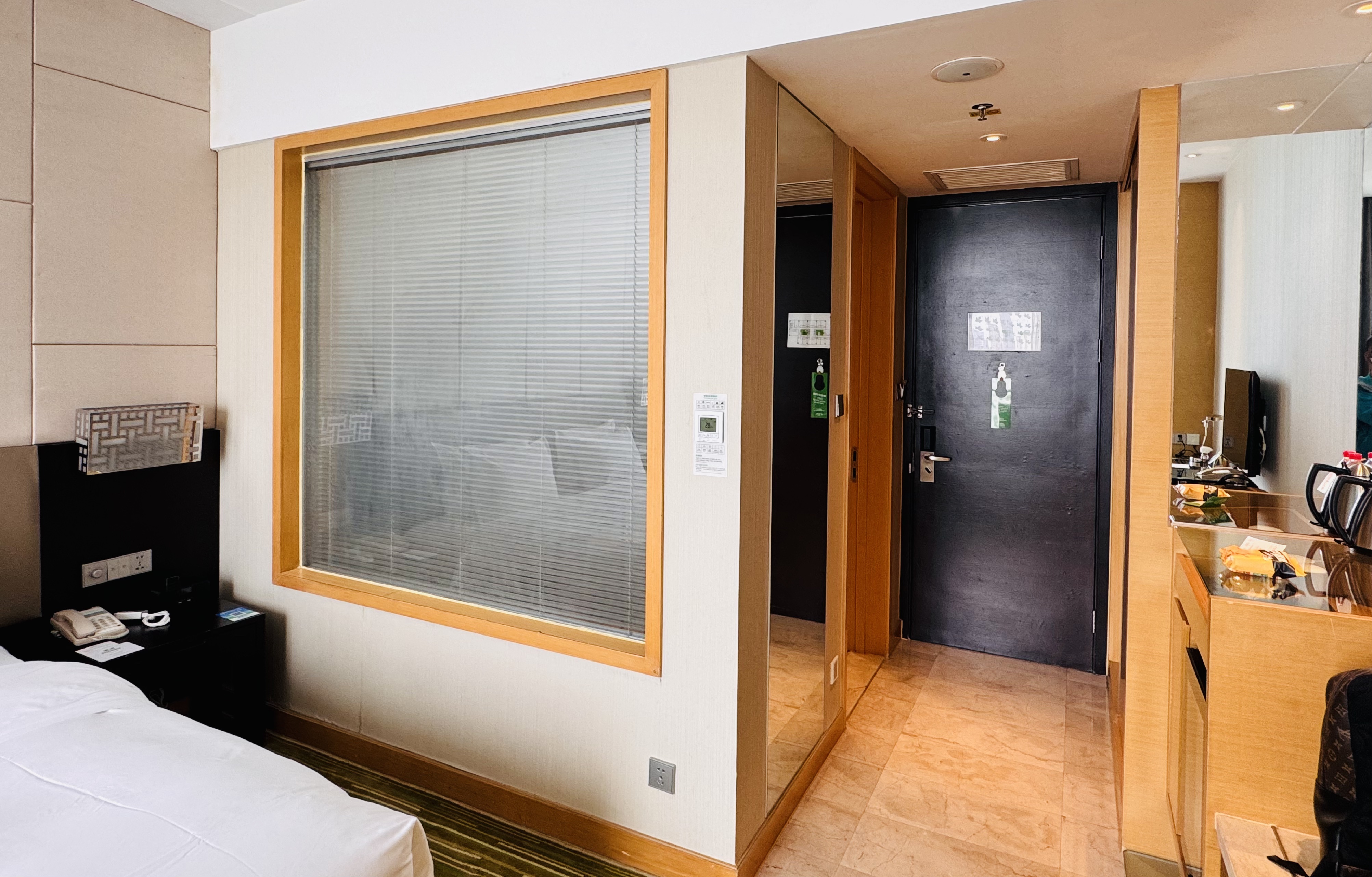 Ƚˮһ|ϲվƵ(Holiday Inn Nanchang Riverside)ס