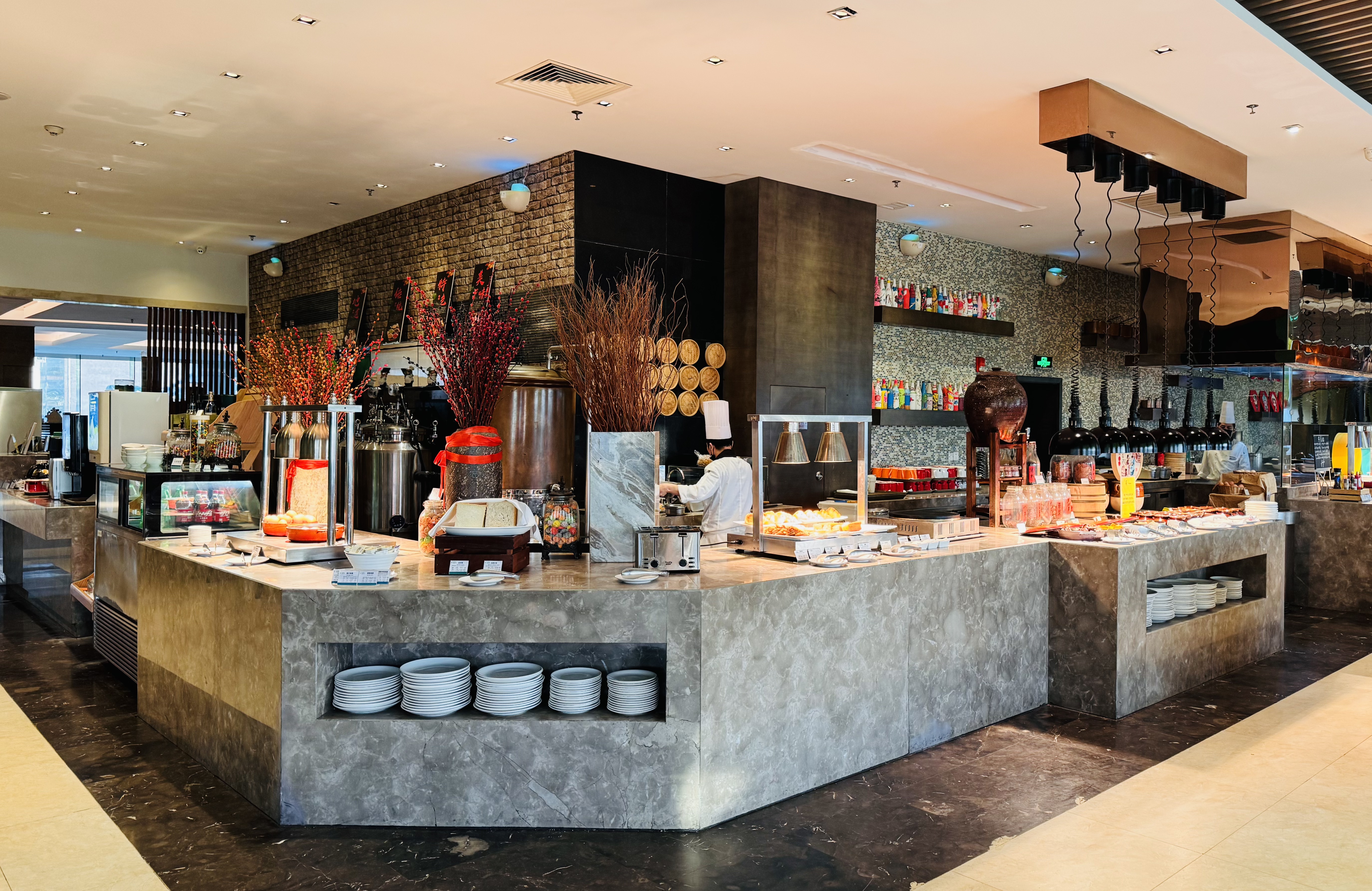 Ƚˮһ|ϲվƵ(Holiday Inn Nanchang Riverside)ס