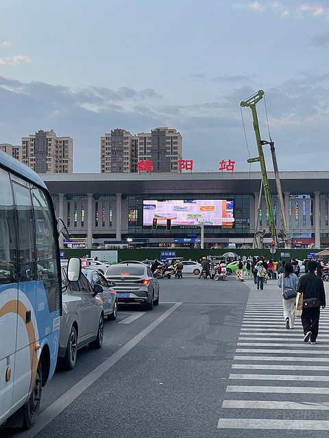 南郊真的比天府方便？成都飞绵阳，但是中转西宁