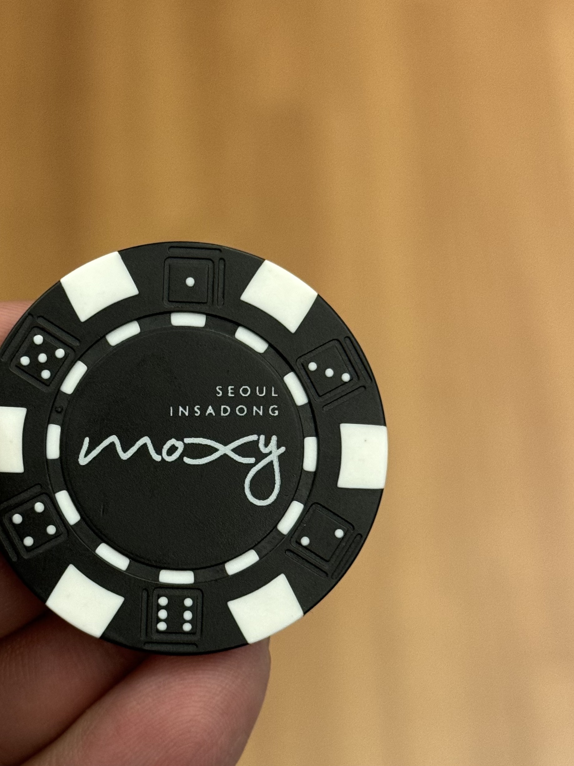 high;ޡ׶¶MoxyƵꡤشʹ󴲷Moxy Seoul Insadong