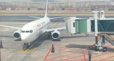 45【熟悉的东武青连线 熟悉的盲盒乘务长】MU2518经济舱报告