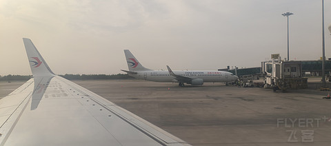 45【熟悉的东武青连线 熟悉的盲盒乘务长】MU2518经济舱报告