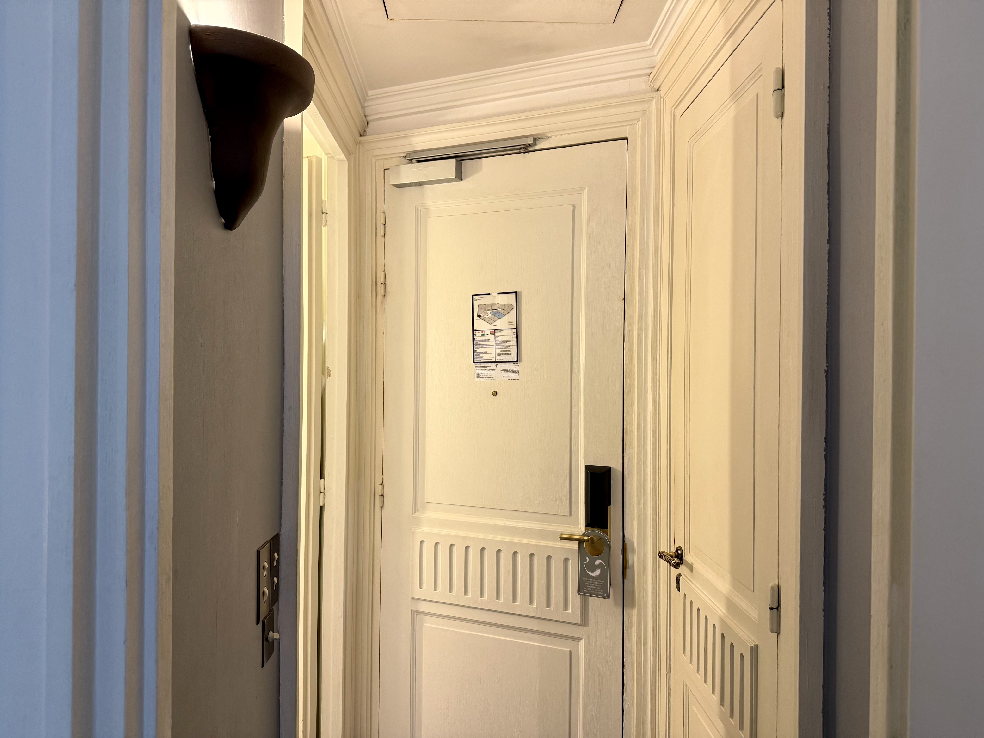 MARRIOTTLe Dokhan's Paris Arc de Triomphe a Tribute Portfolio Hotel