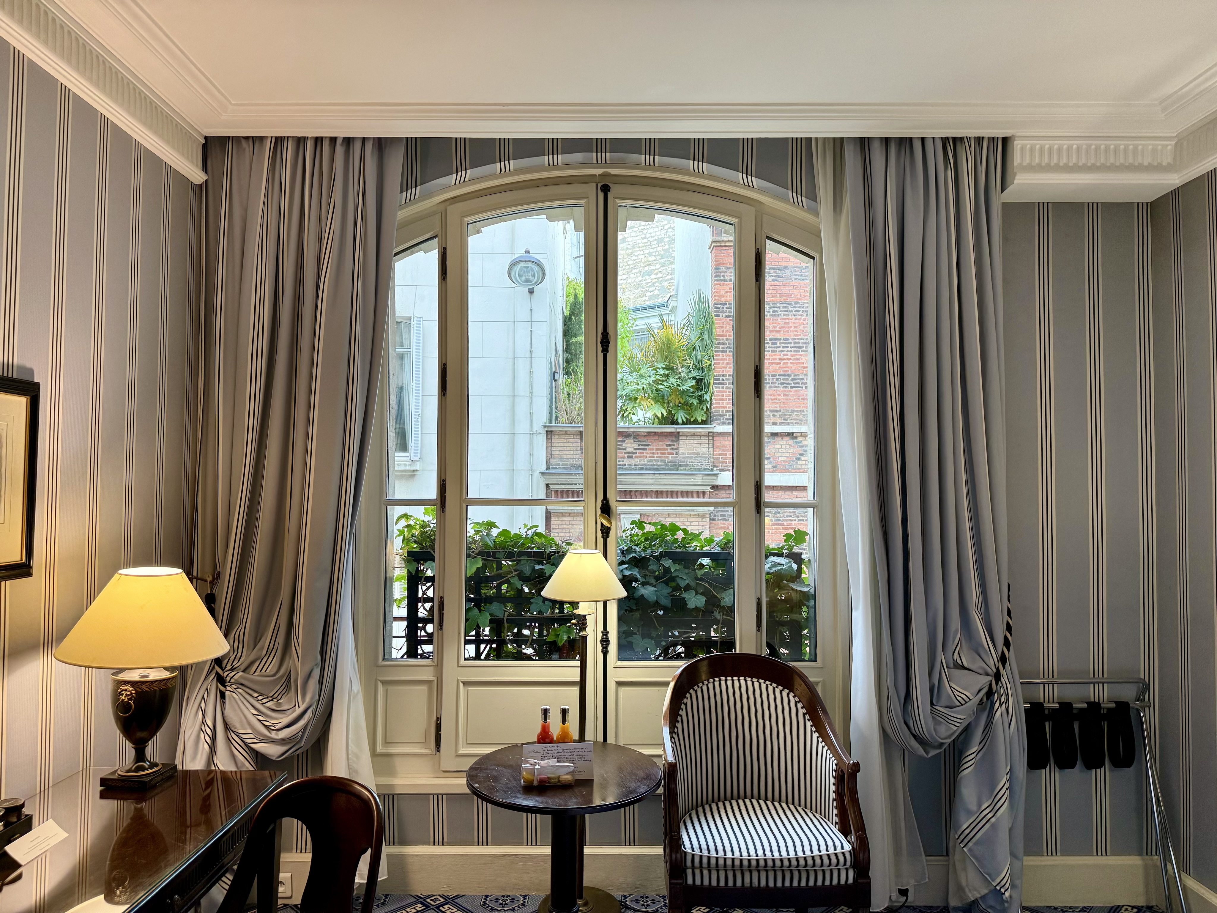 MARRIOTTLe Dokhan's Paris Arc de Triomphe a Tribute Portfolio Hotel