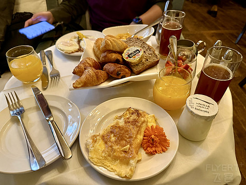 【MARRIOTT】巴黎Le Dokhan's Paris Arc de Triomphe a Tribute Portfolio Hotel