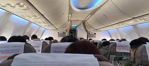 47【一日三飞之浦东午班返汉 遇熟悉资深乘务长】MU2534经济舱报告