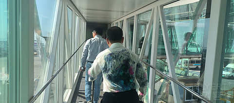 47【一日三飞之浦东午班返汉 遇熟悉资深乘务长】MU2534经济舱报告