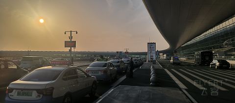 48【一日三飞 夕阳相随 京汉晚班 再遇熟悉乘务长】MU2459 报告