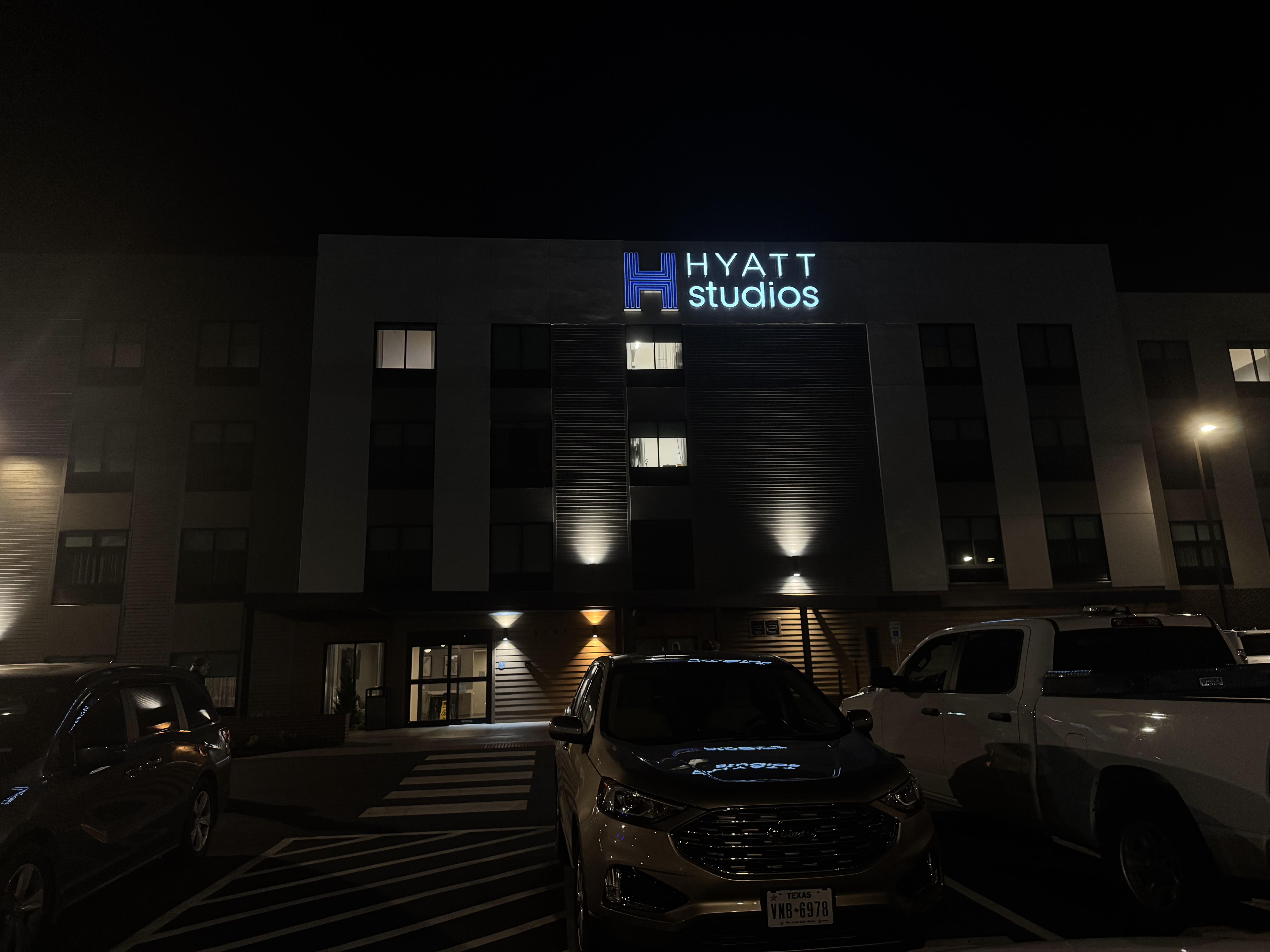 Ʒ׵꣬ȫ׷ Hyatt Studio Mobileס & Flightwork Alabama η