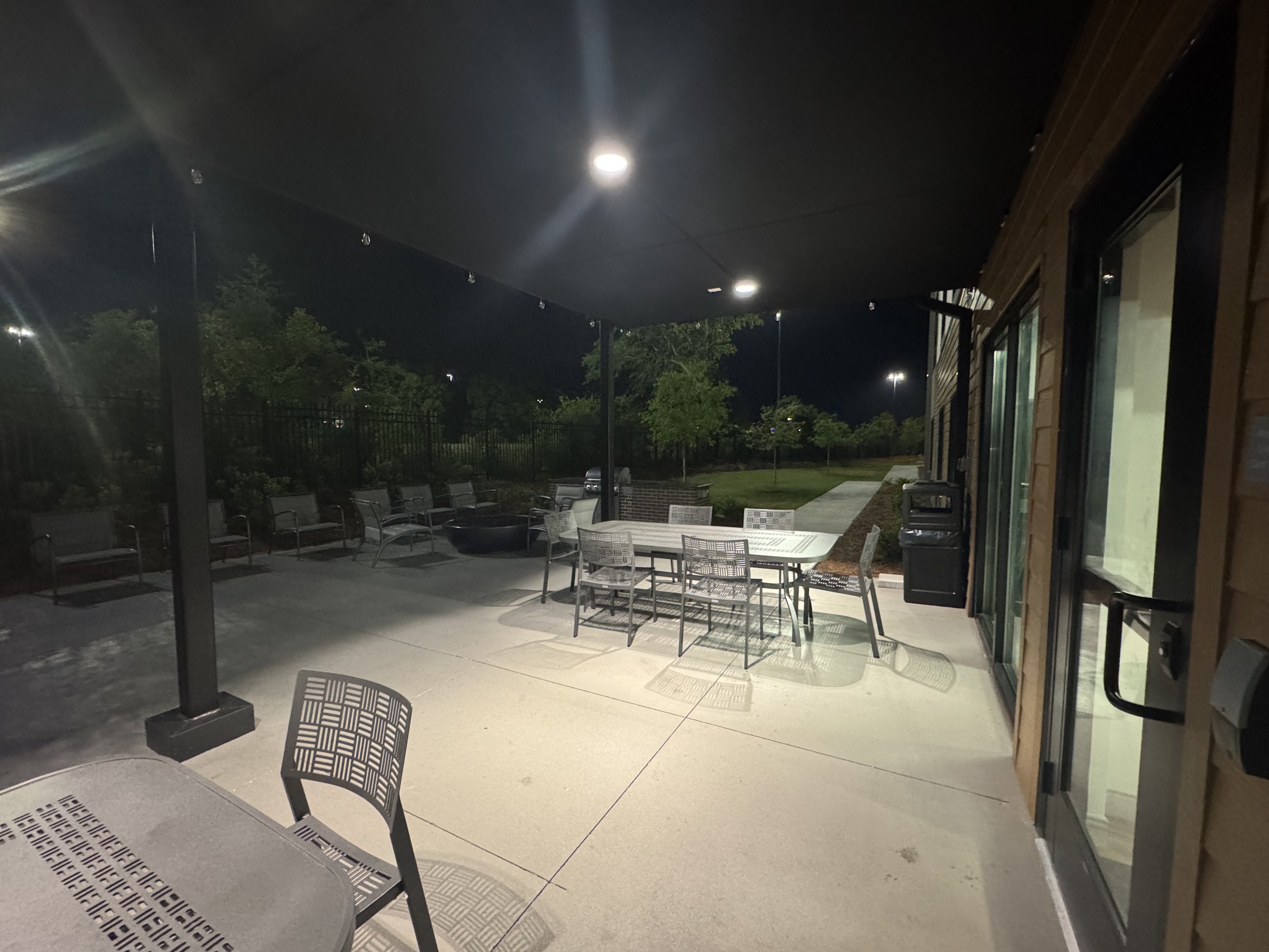 Ʒ׵꣬ȫ׷ Hyatt Studio Mobileס & Flightwork Alabama η