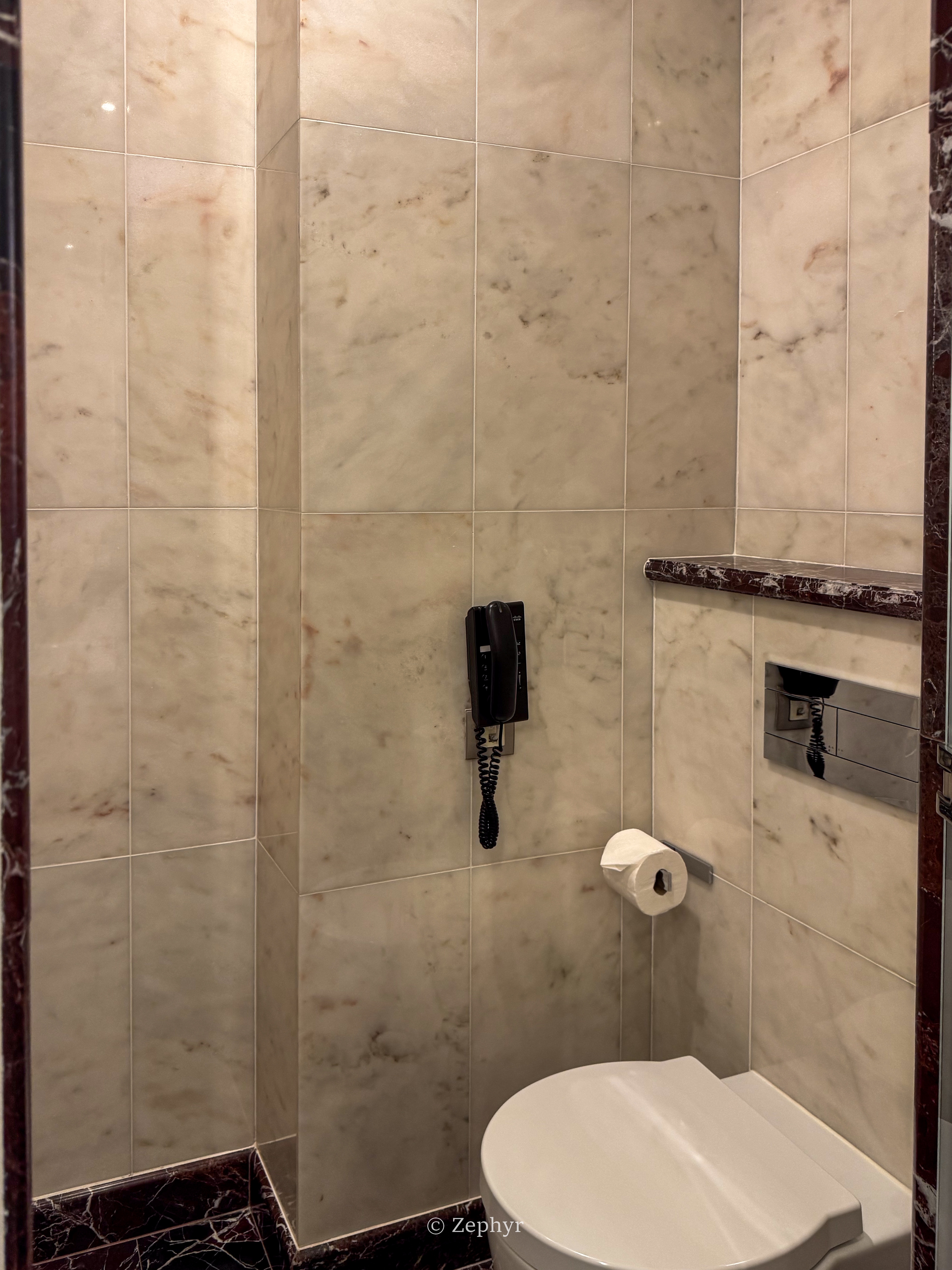 ϳ ʱͼ޼ʾƵ ׷  Intercontinental Porto