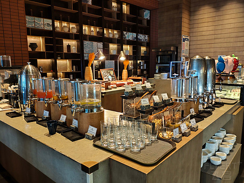 乱花渐欲迷人眼，南通万豪酒店