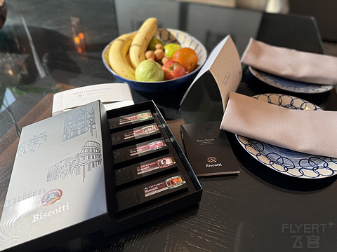 泼水节期间的曼谷素坤逸凯悦酒店----尊尚套房及餐饮