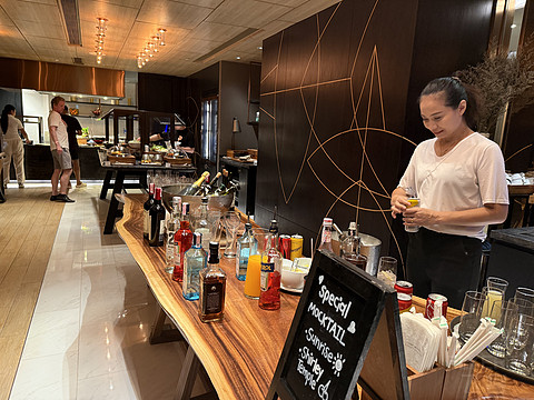泼水节期间的曼谷素坤逸凯悦酒店----尊尚套房及餐饮