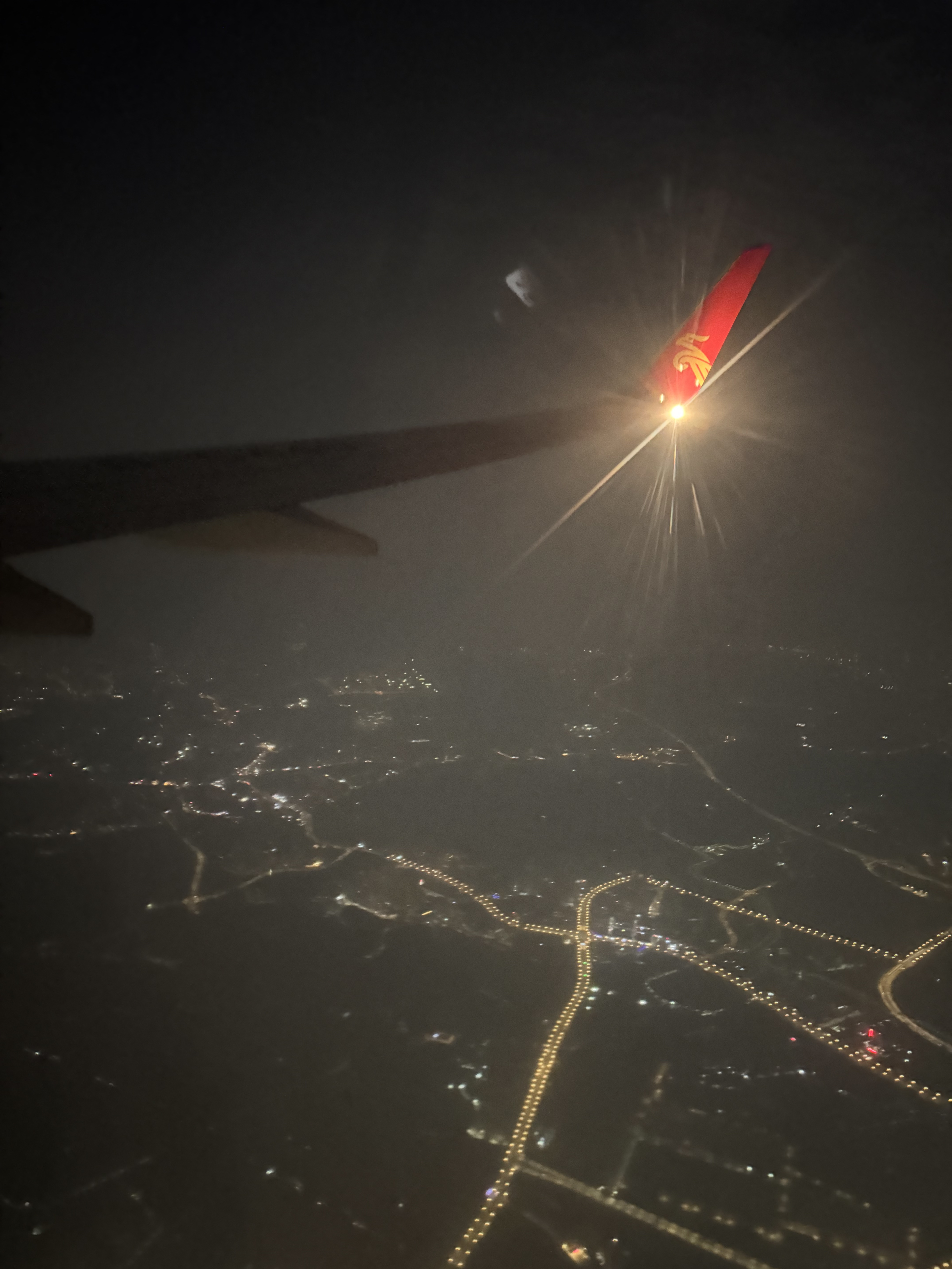 ³֮ںչݡB737-800òշб棬ƻϢұ