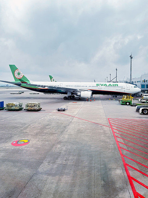 EVA First Fly｜長榮航空BR169和BR857 首爾—台北—香港9A 2A飛行體驗