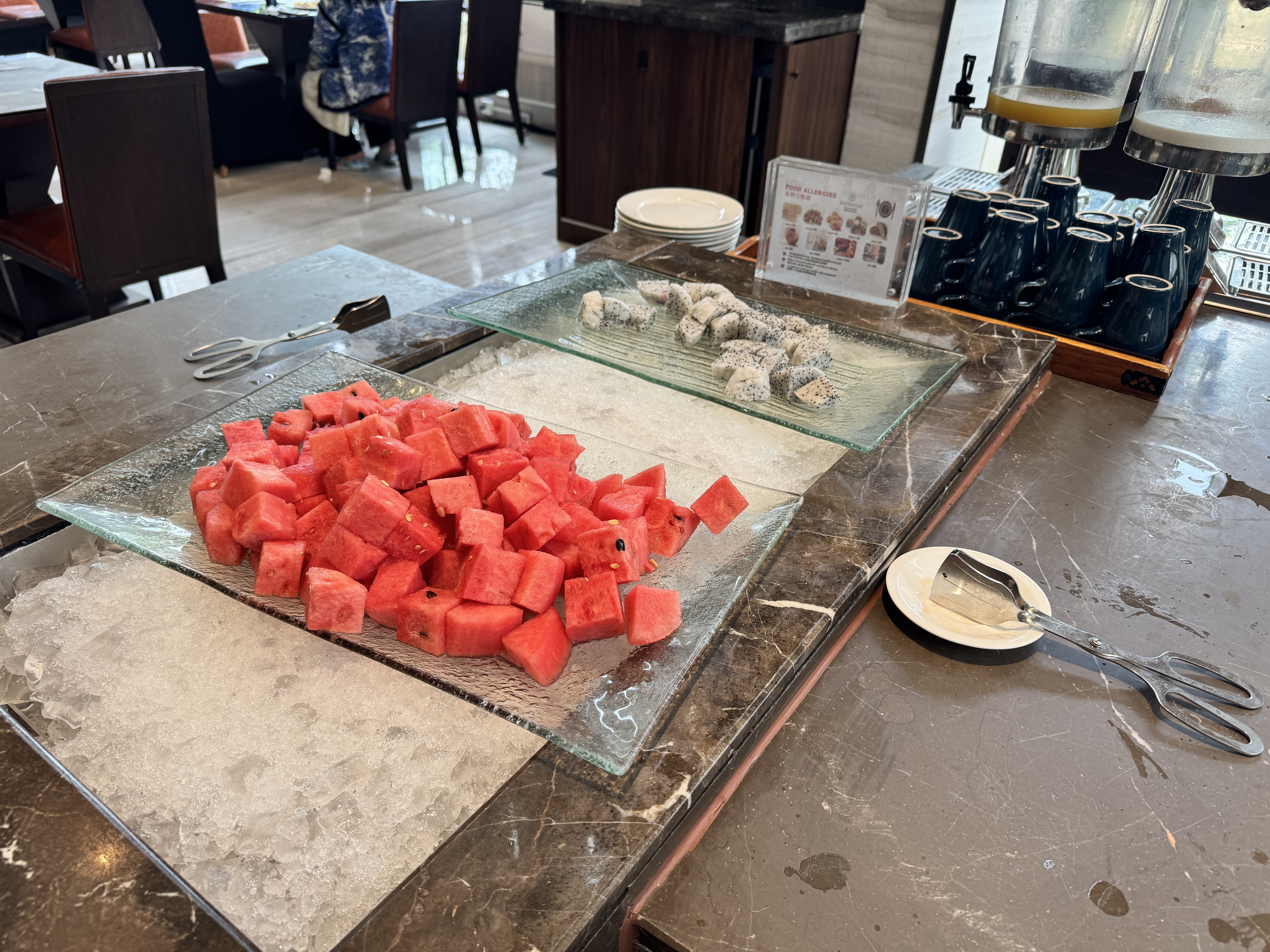 ϵQ1 ɽ,ϸ ֮ ݸۻϲǾƵ / SHERATON CHUZHOU HOTEL