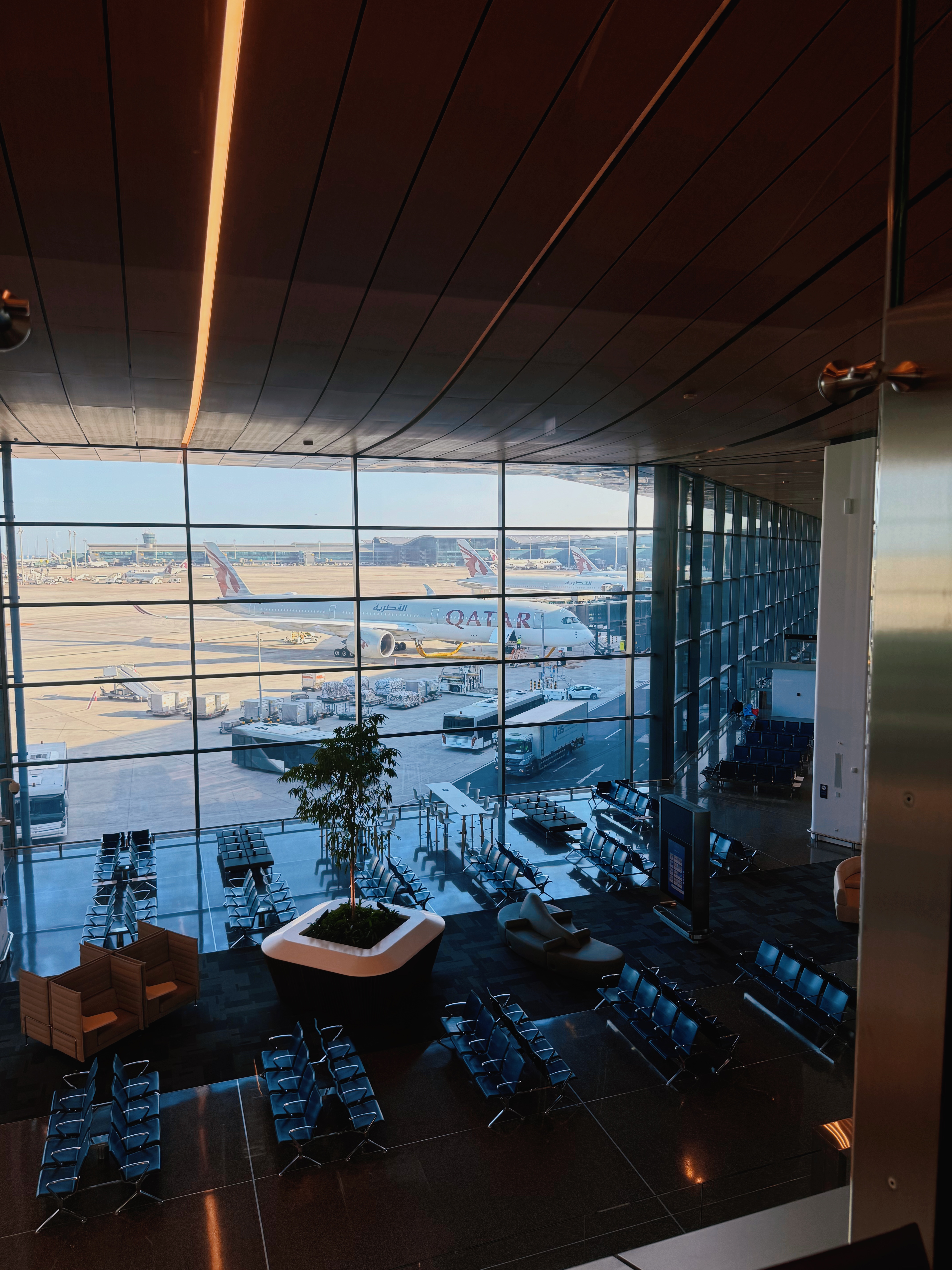❸Qatar Airways QR92 HAM-DOH Business