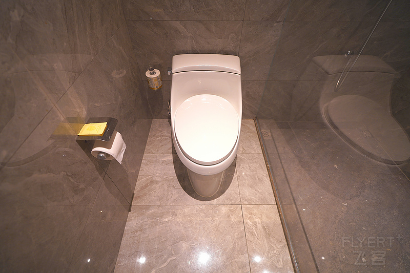 110018pgupsQAZHiCSqnjP.jpg