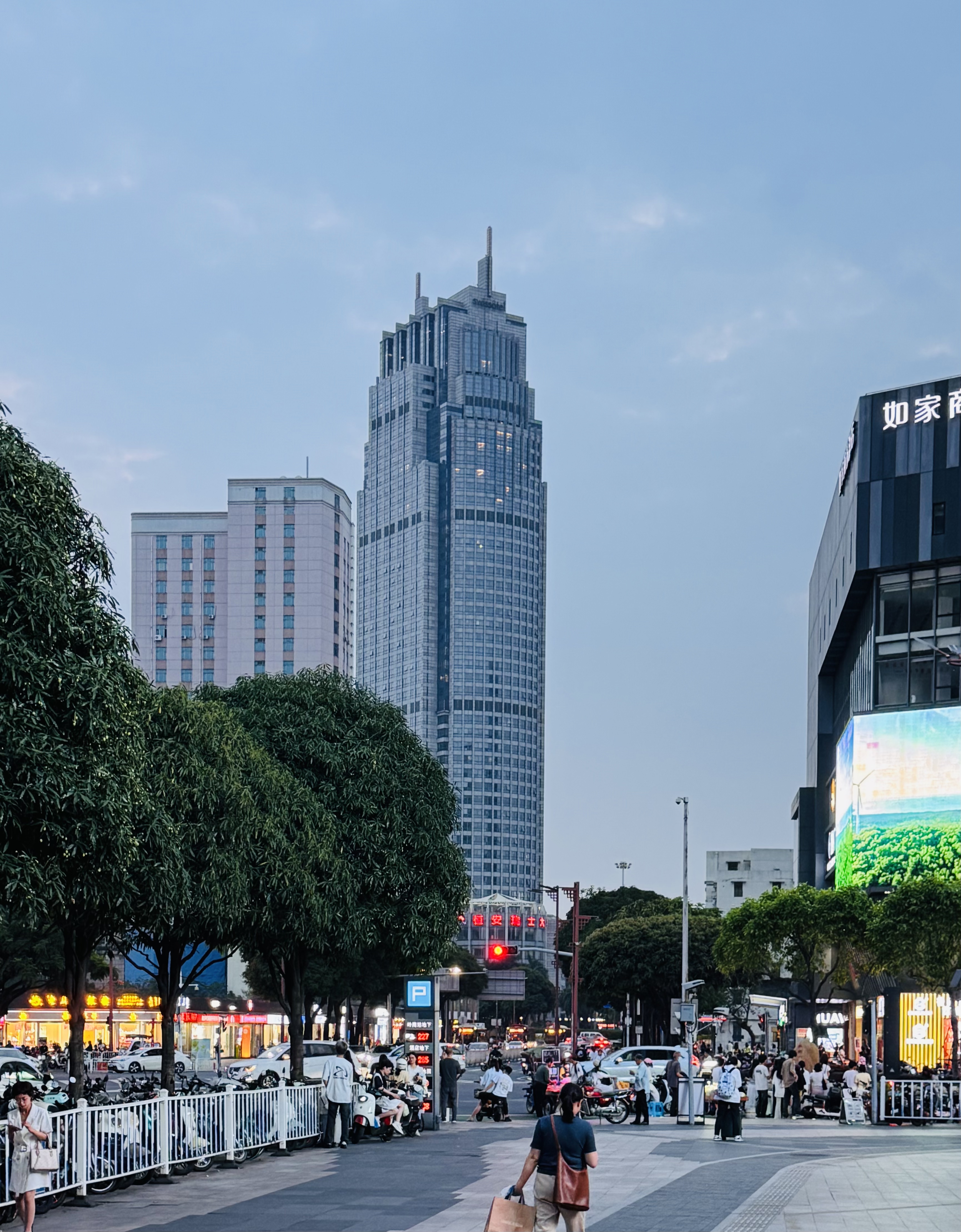 •ʿ|ɽ㰲ʿƵ(Swissotel Foshan Guan**ong)׷ס
