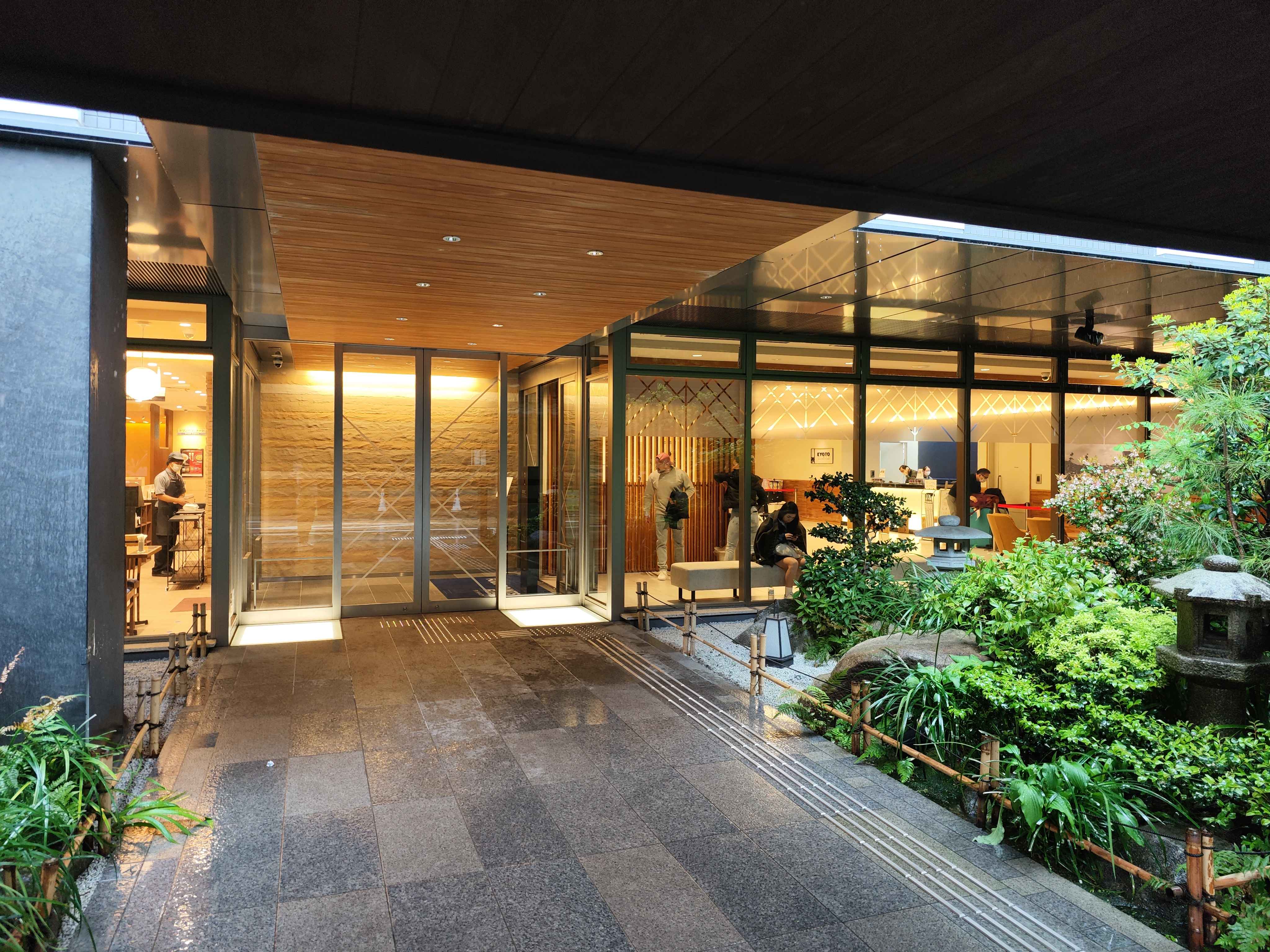 #³#ظϲǾƵͷin Kyoto Oike.