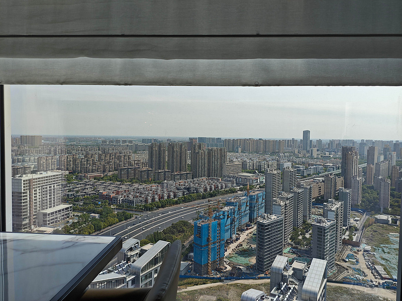 1220549ows4j6bFDn2jxUe.jpg