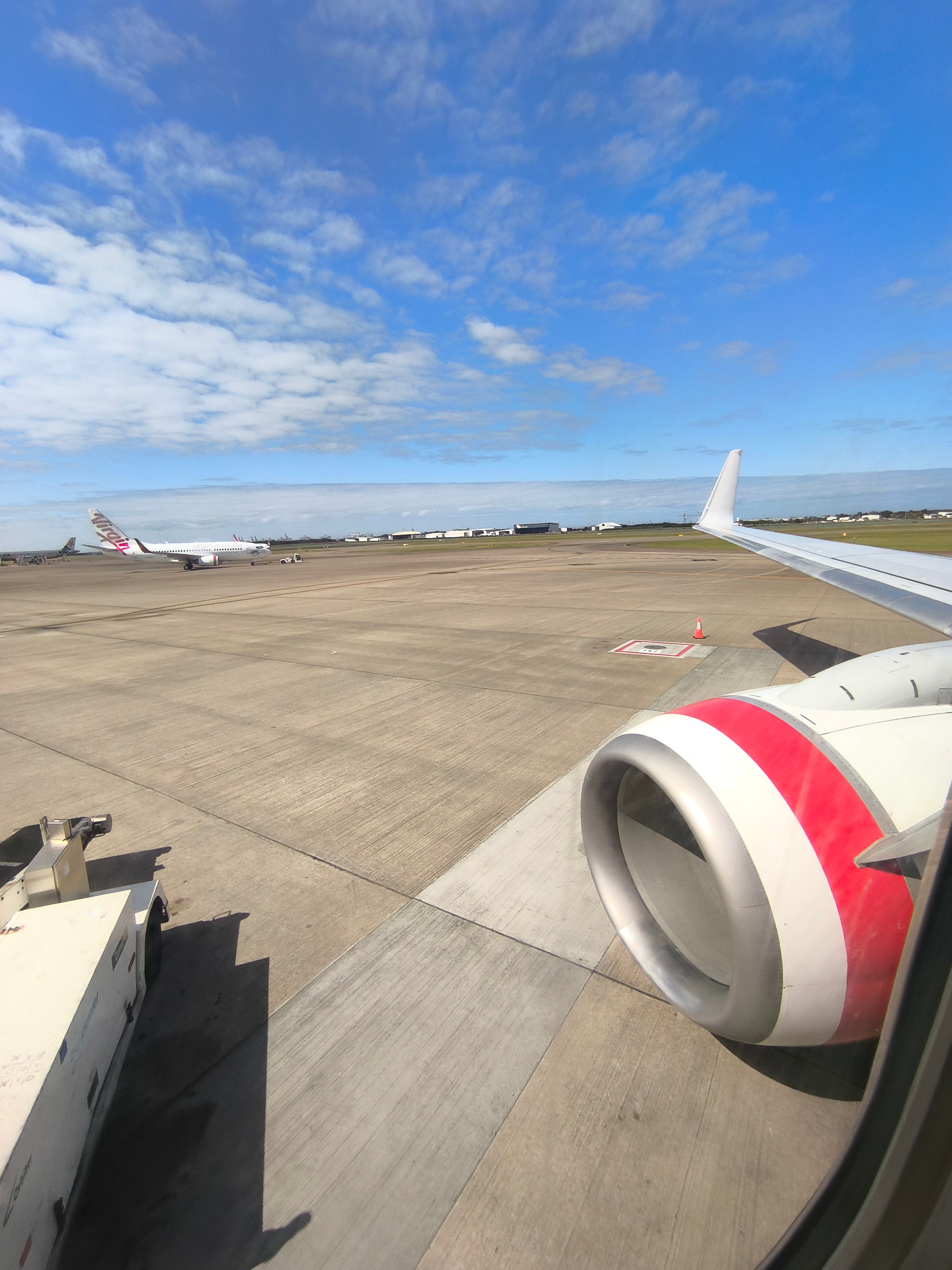 άе73Wǲ⻻-ά VA785 737-800 BNE-CNS ò