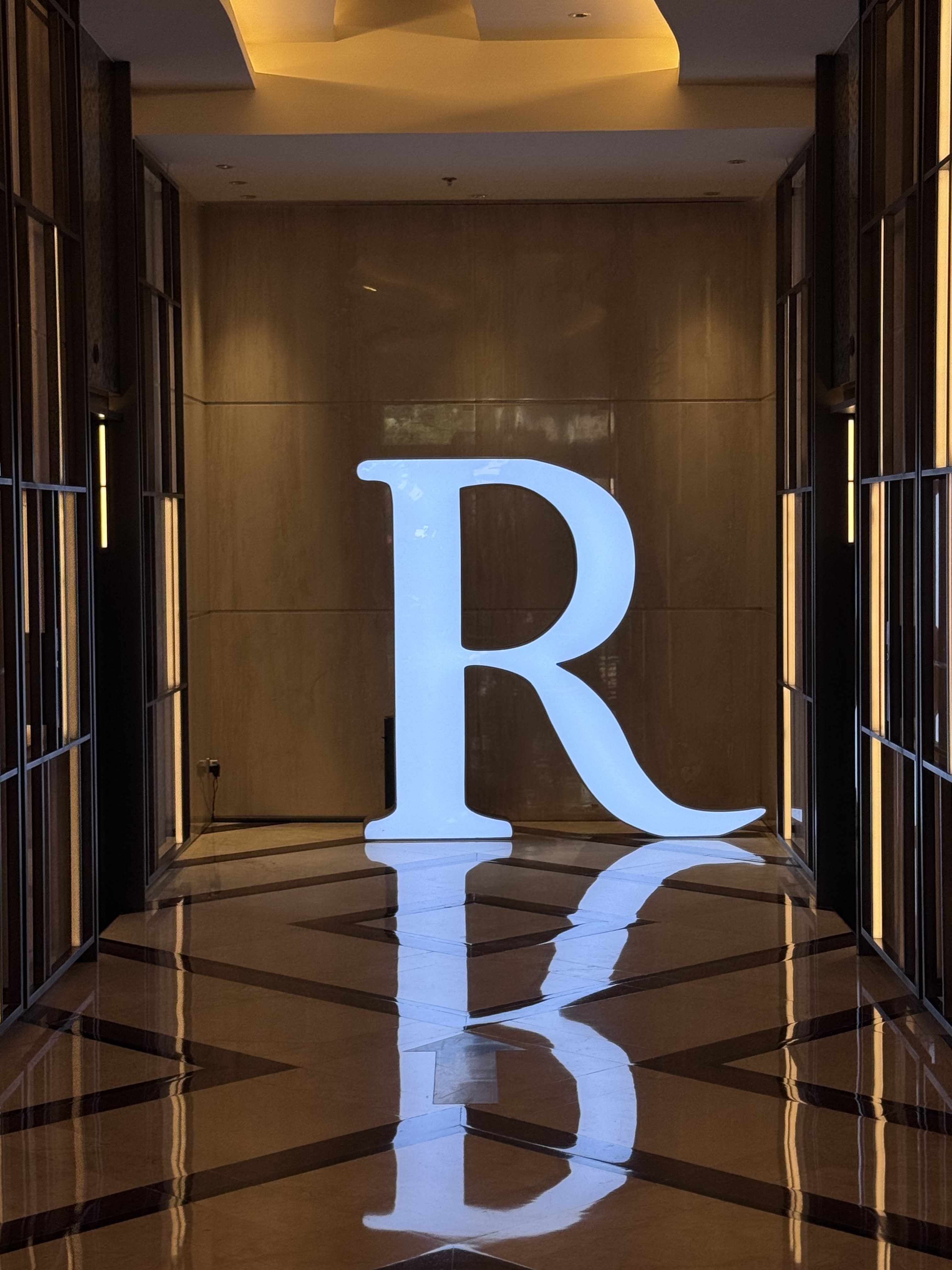 Renaissance Shenzhen Luohu Ƶͷ|ͨѡ ʮ