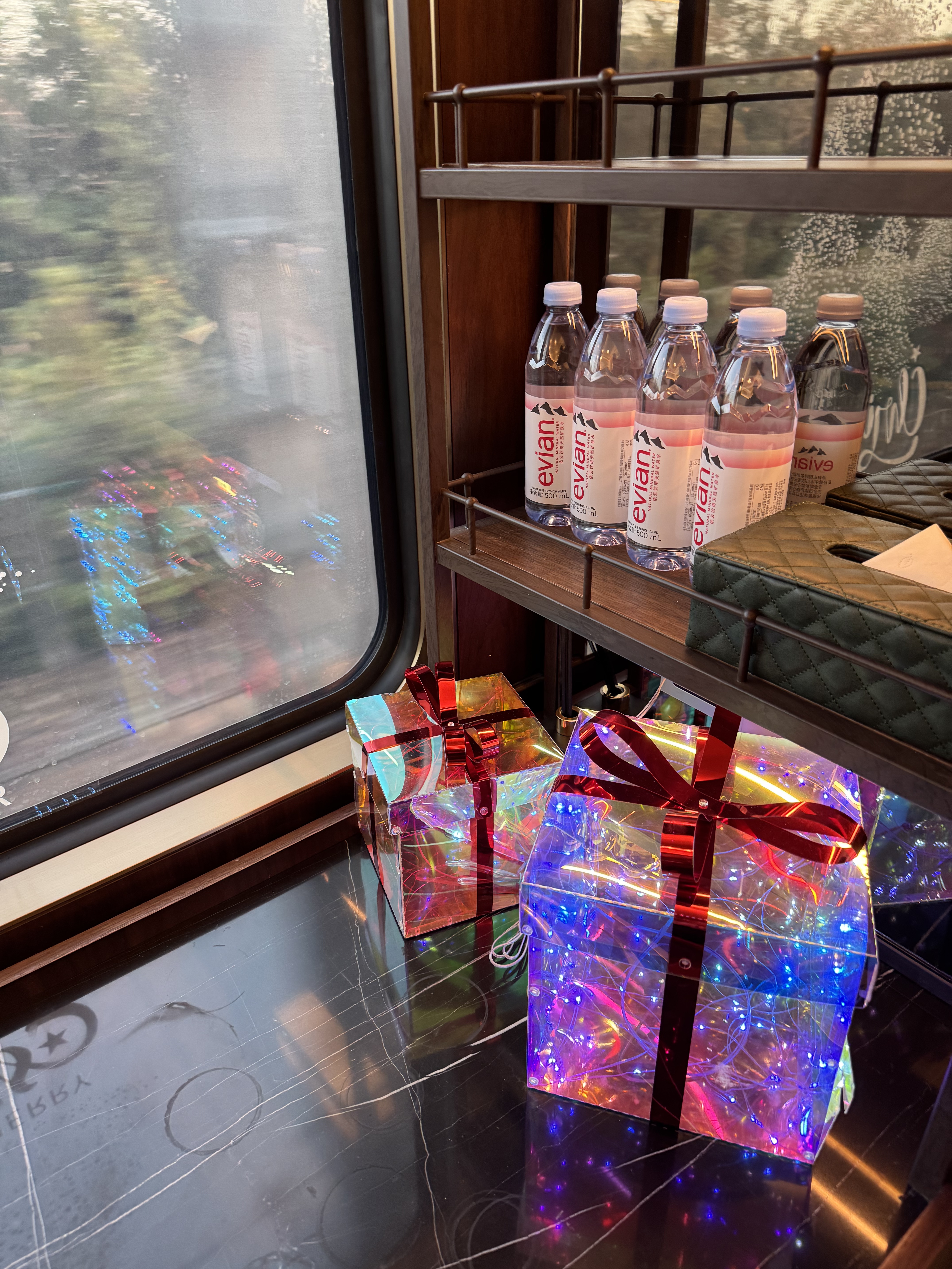 ½ͷȲաSILK ROAD EXPRESS˿·ſг֮ ȫվװl Ո