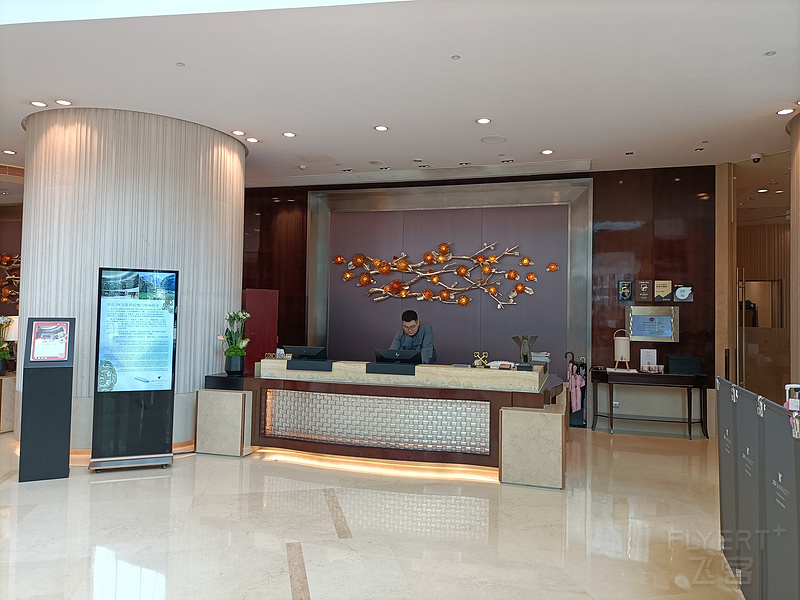 1545016g9Wrb6roer43C87.jpg 1545016g9Wrb6roer43C87.jpg