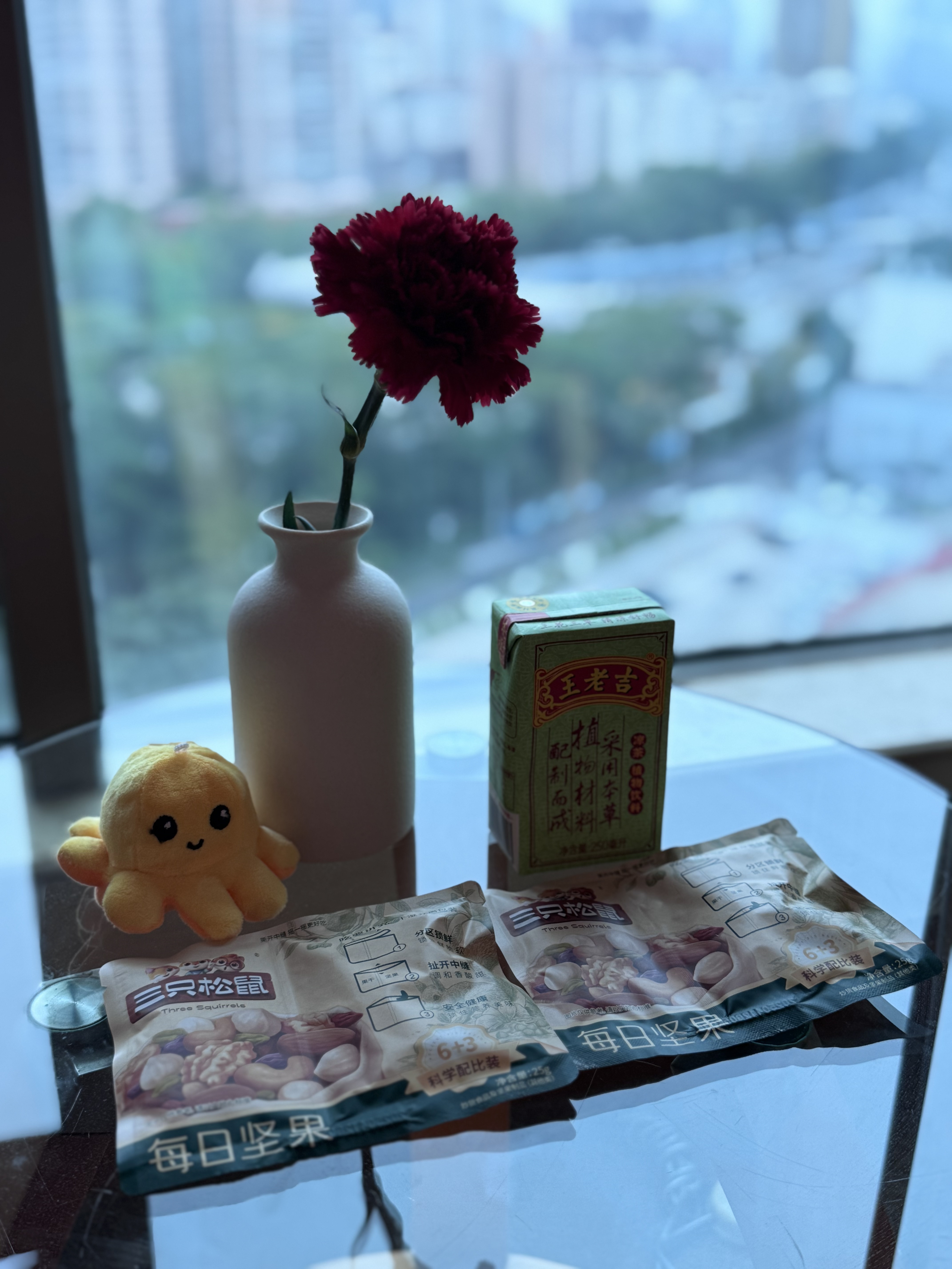 Shenzhen Four PointڸϲǾƵ߼󴲷׼ ϶ּ