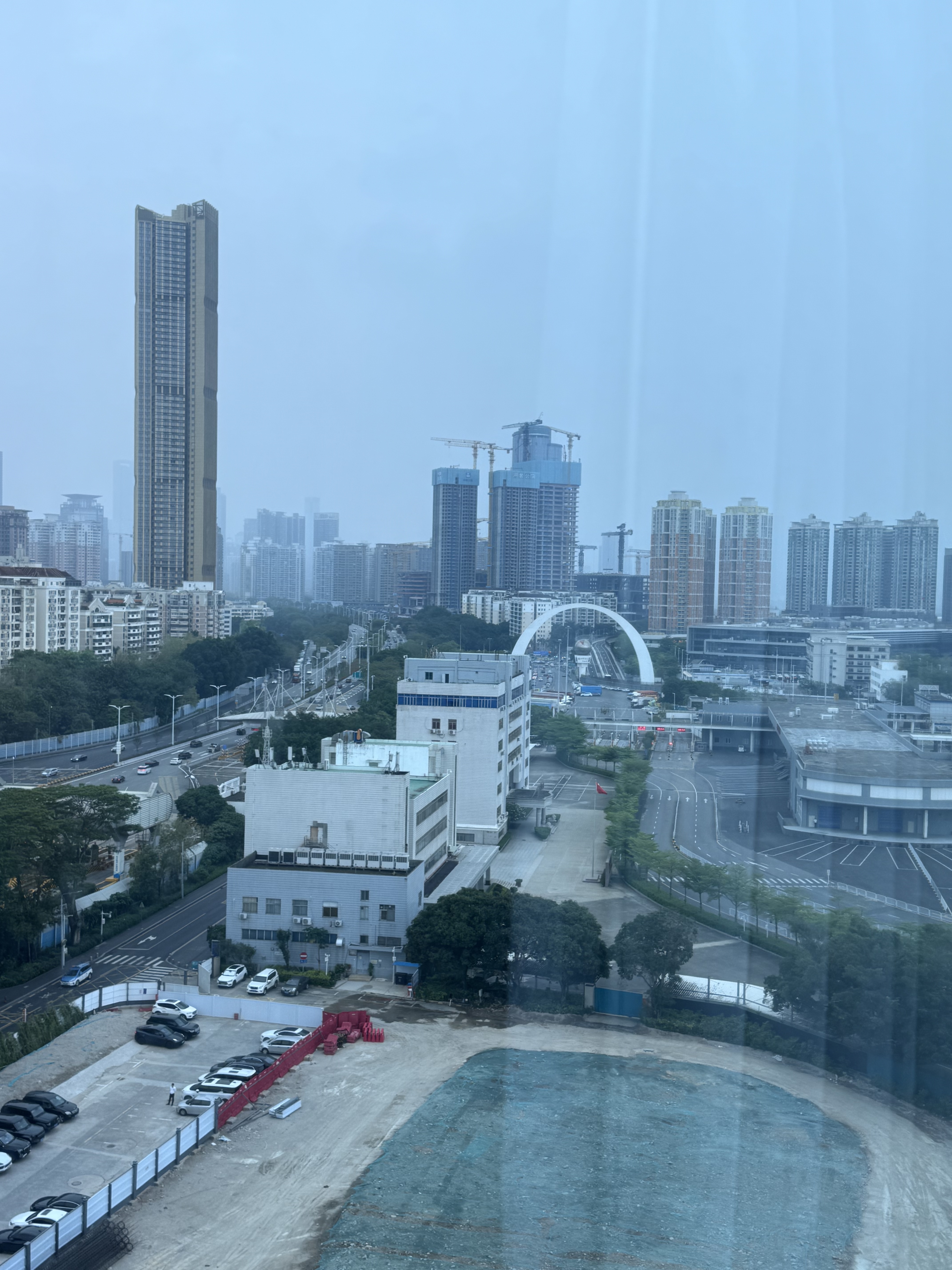 Shenzhen Four PointڸϲǾƵ߼󴲷׼ ϶ּ