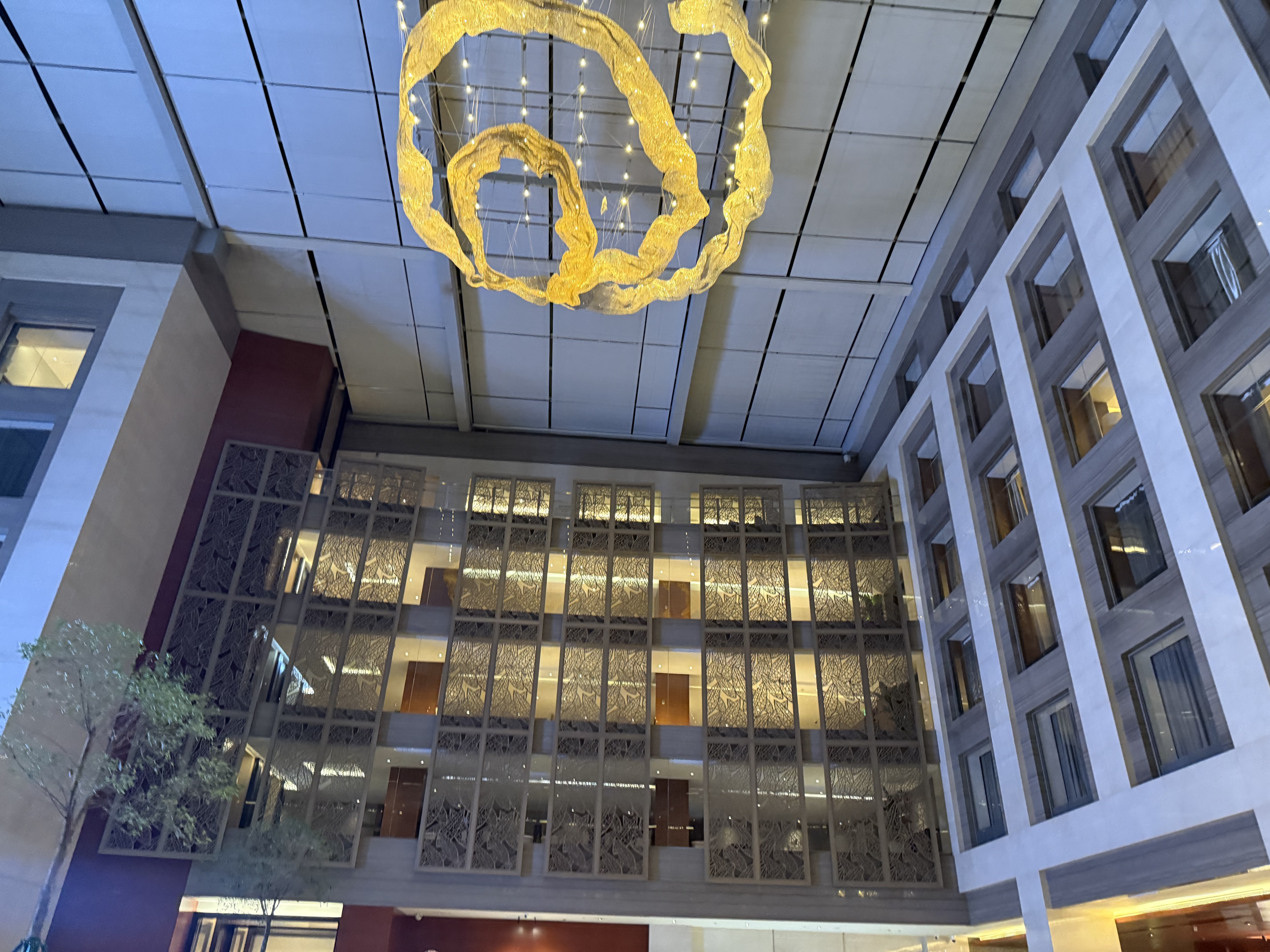 ³ܹ޼ʡһȪcity walk֮С