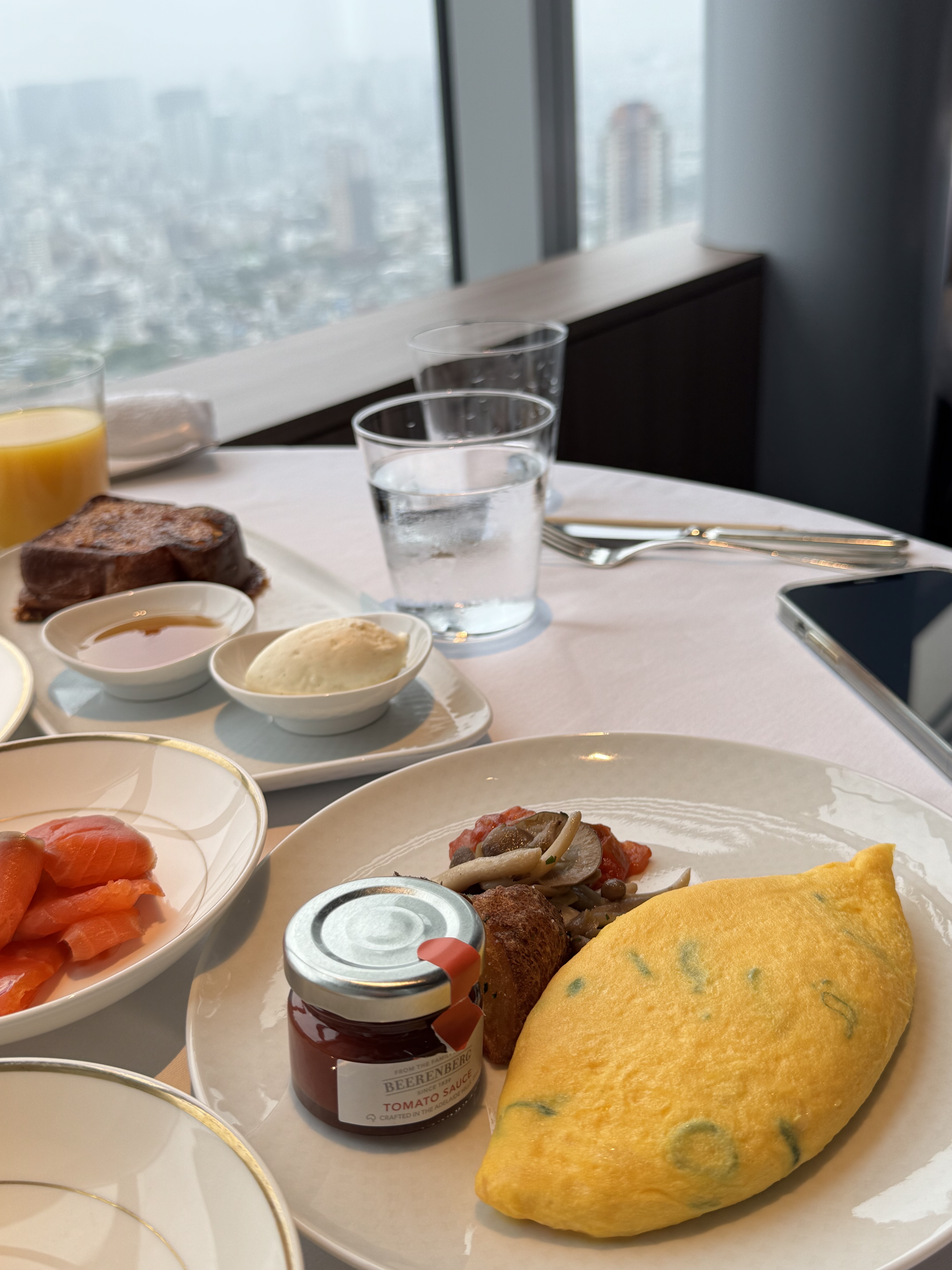 Our view is best in Tokyo˼پƵ