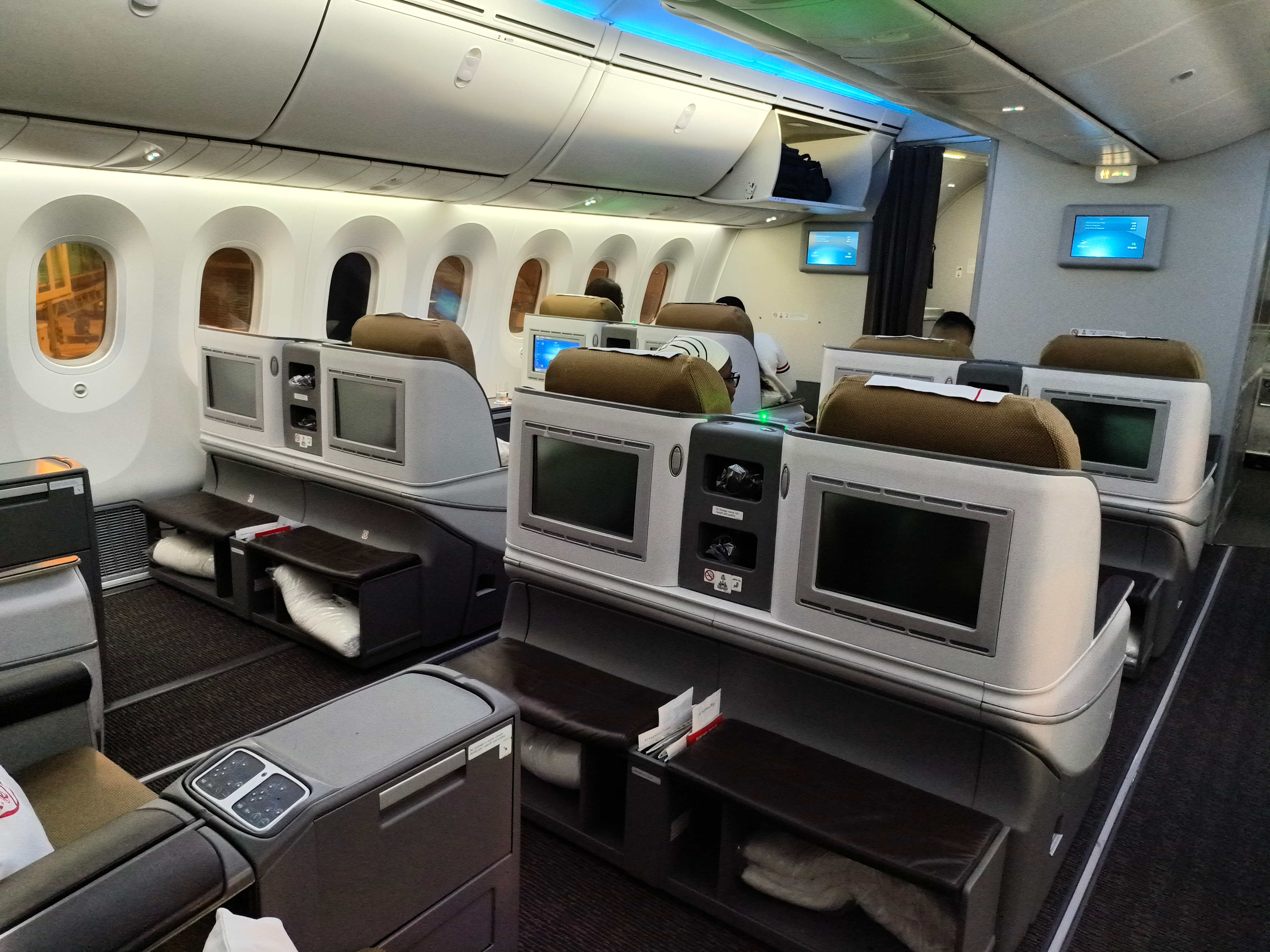 շKQ887/KQ886շ