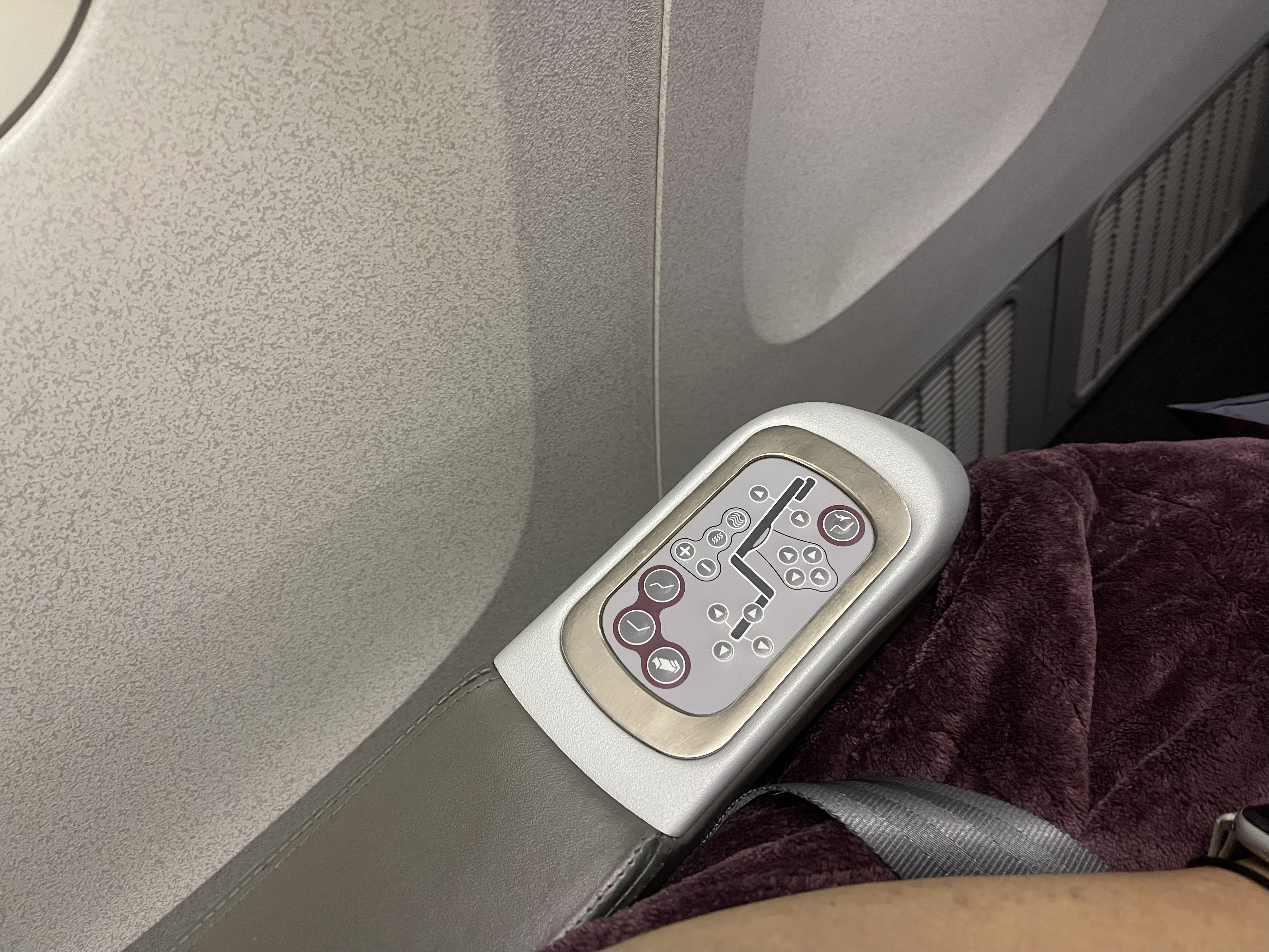 QR194/QR892³repost