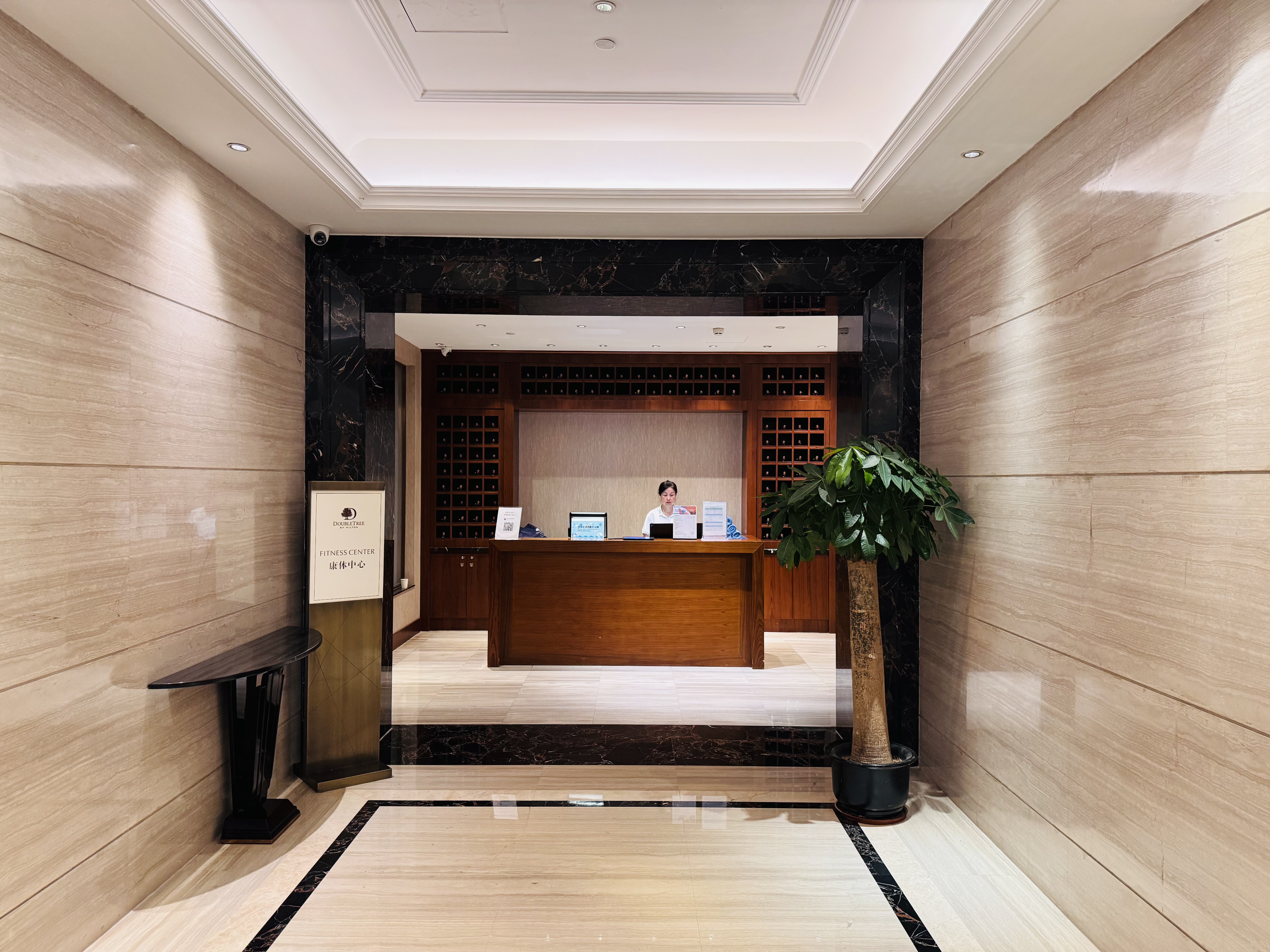ۼ•о|ϣ־Ƶ(DoubleTree by Hilton Guangzhou)ס