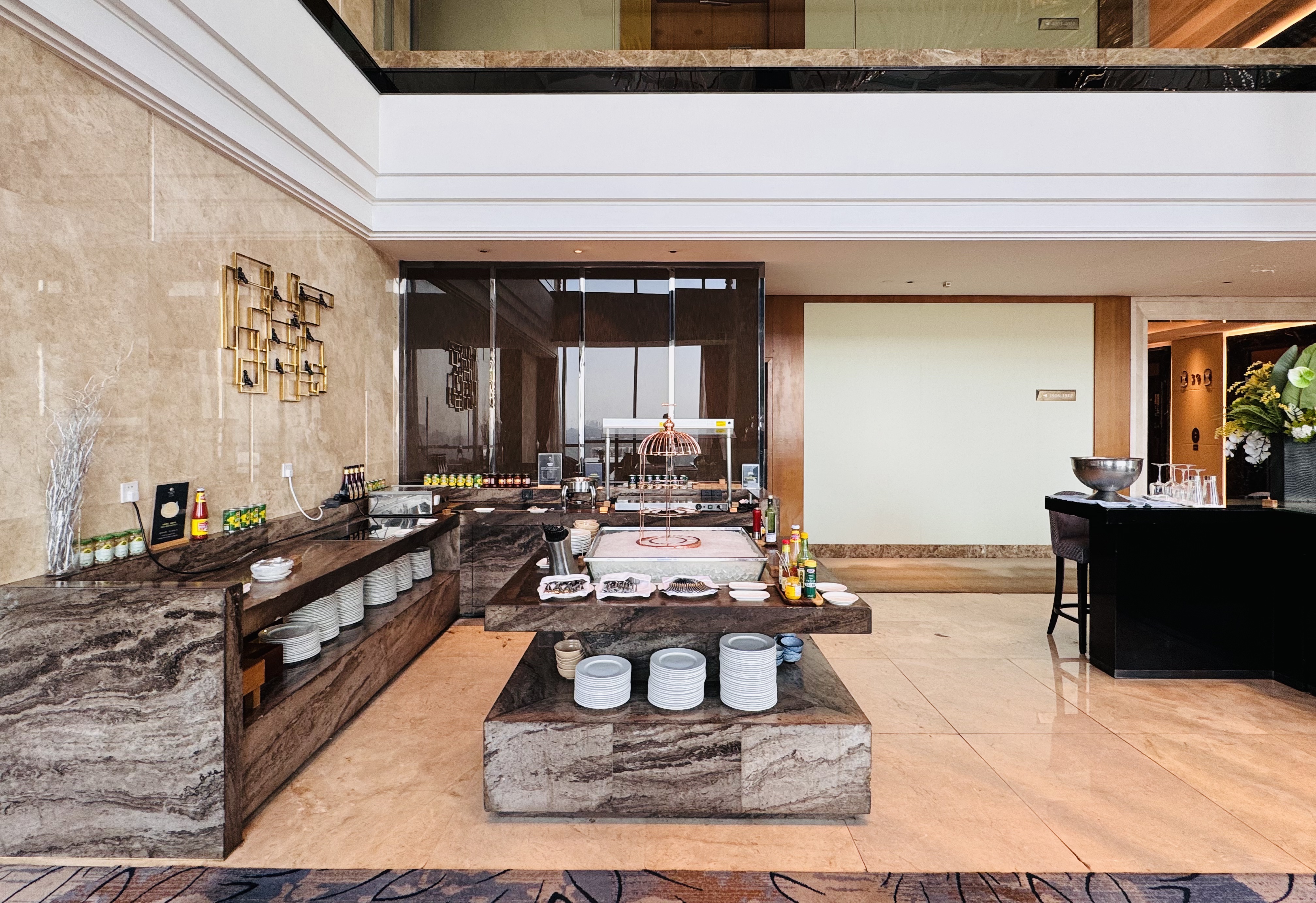 ۼ•о|ϣ־Ƶ(DoubleTree by Hilton Guangzhou)ס